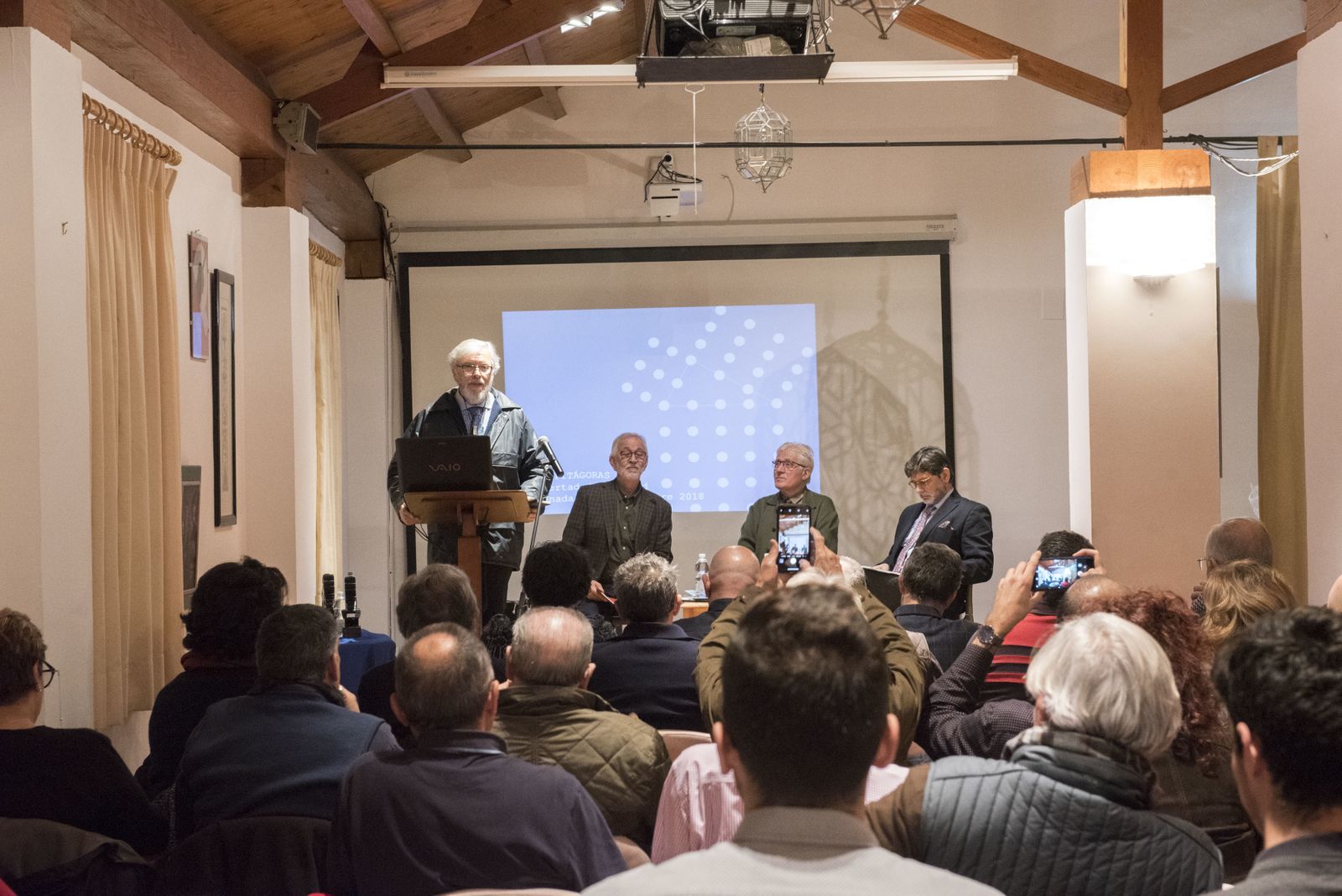 Reunión de la Masonería este viernes en la Corrala de Santiago