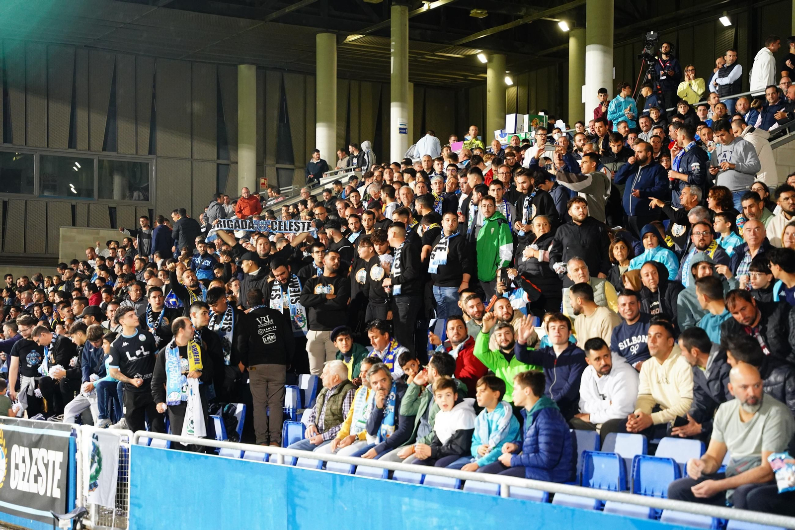 Las mejores fotos del paso de un Villarreal de Champions por Lucena.