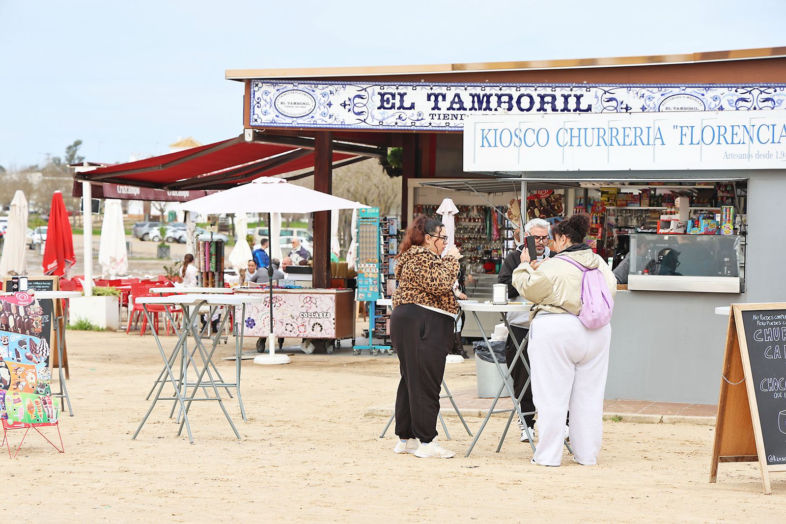 Las fotografías del ambiente en El Rocío con las peregrinaciones de las hermandades filiales