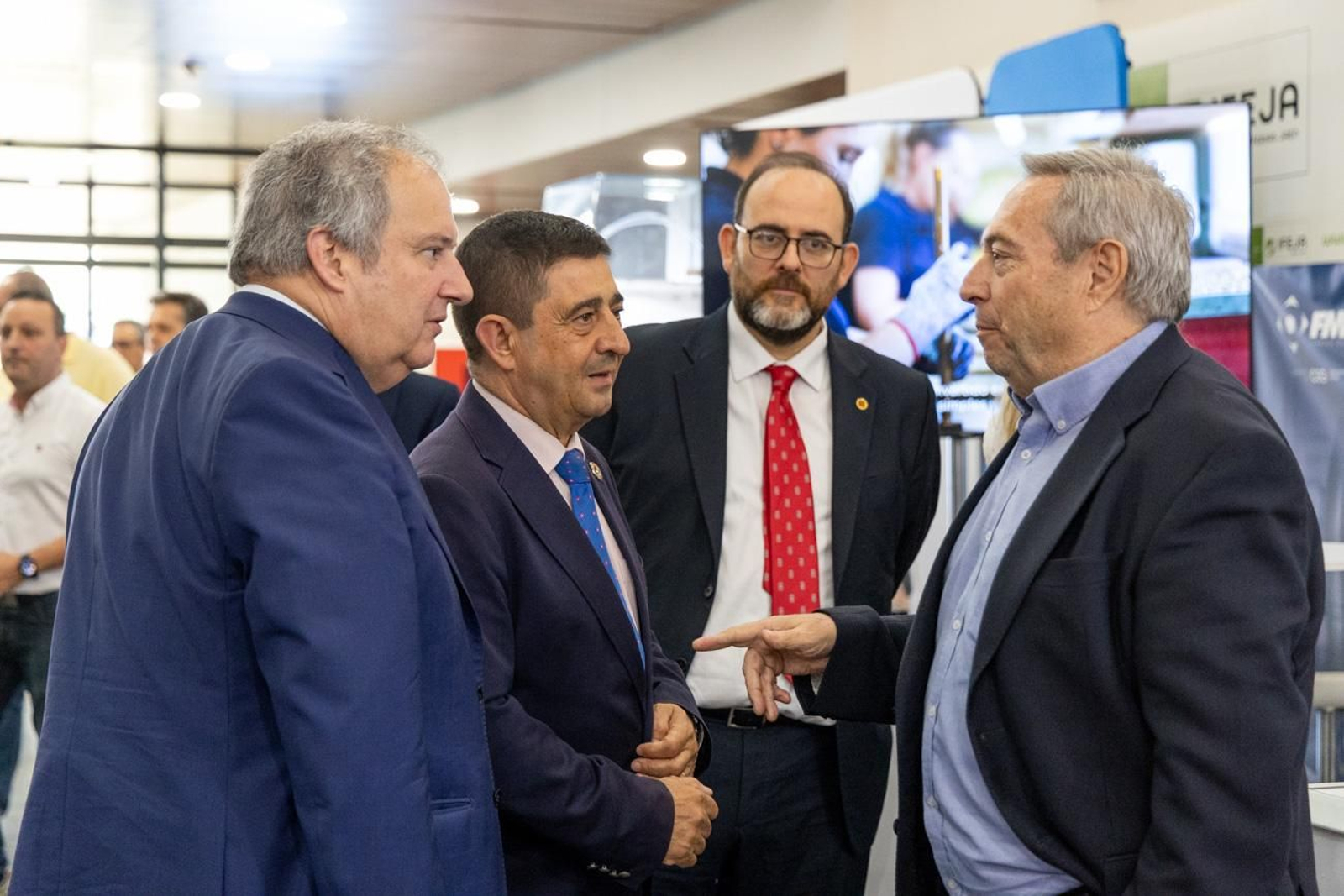 Clausura de las jornadas "Nueva política de defensa europea. Una oportunidad de liderazgo y autonomía estratégica para la industria española".