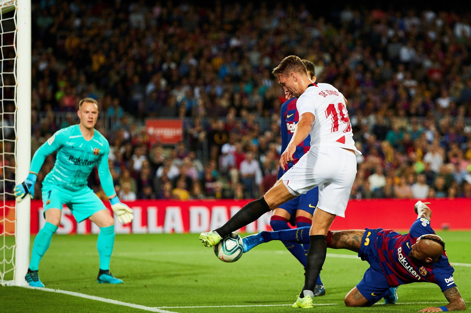Las imágenes del Barcelona-Sevilla Las imágenes del Barcelona-Sevilla
