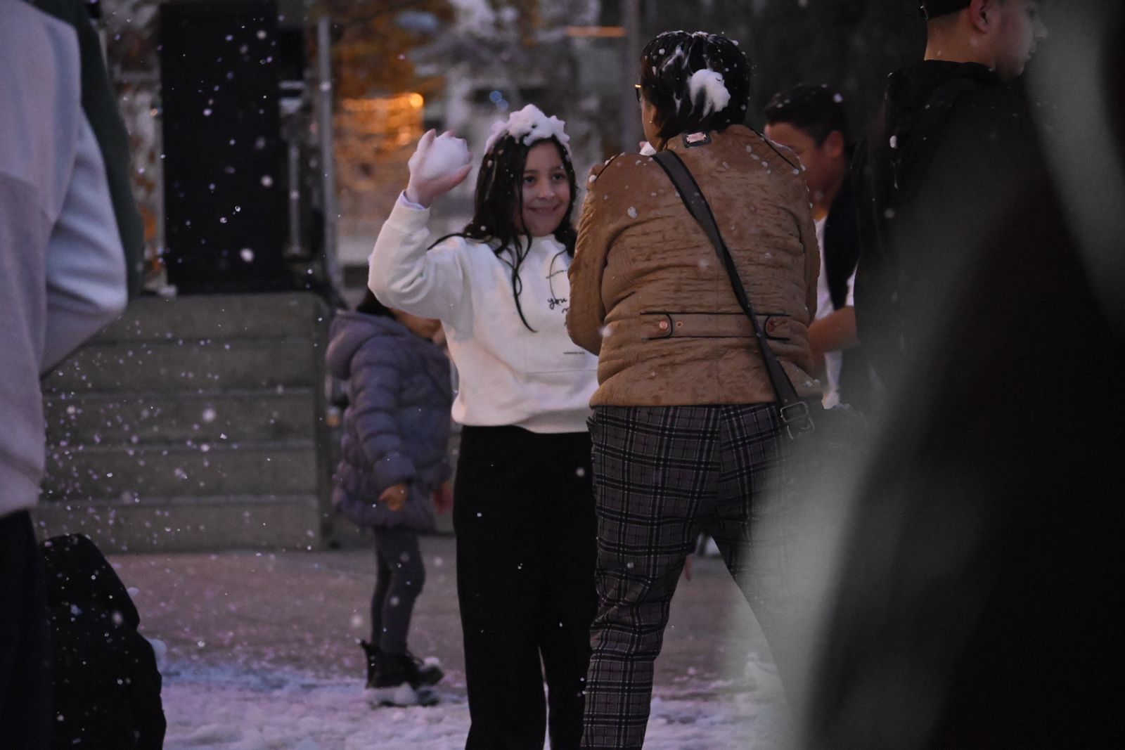 Las mejores fotografías de la nevada en el barrio de La Hispanidad