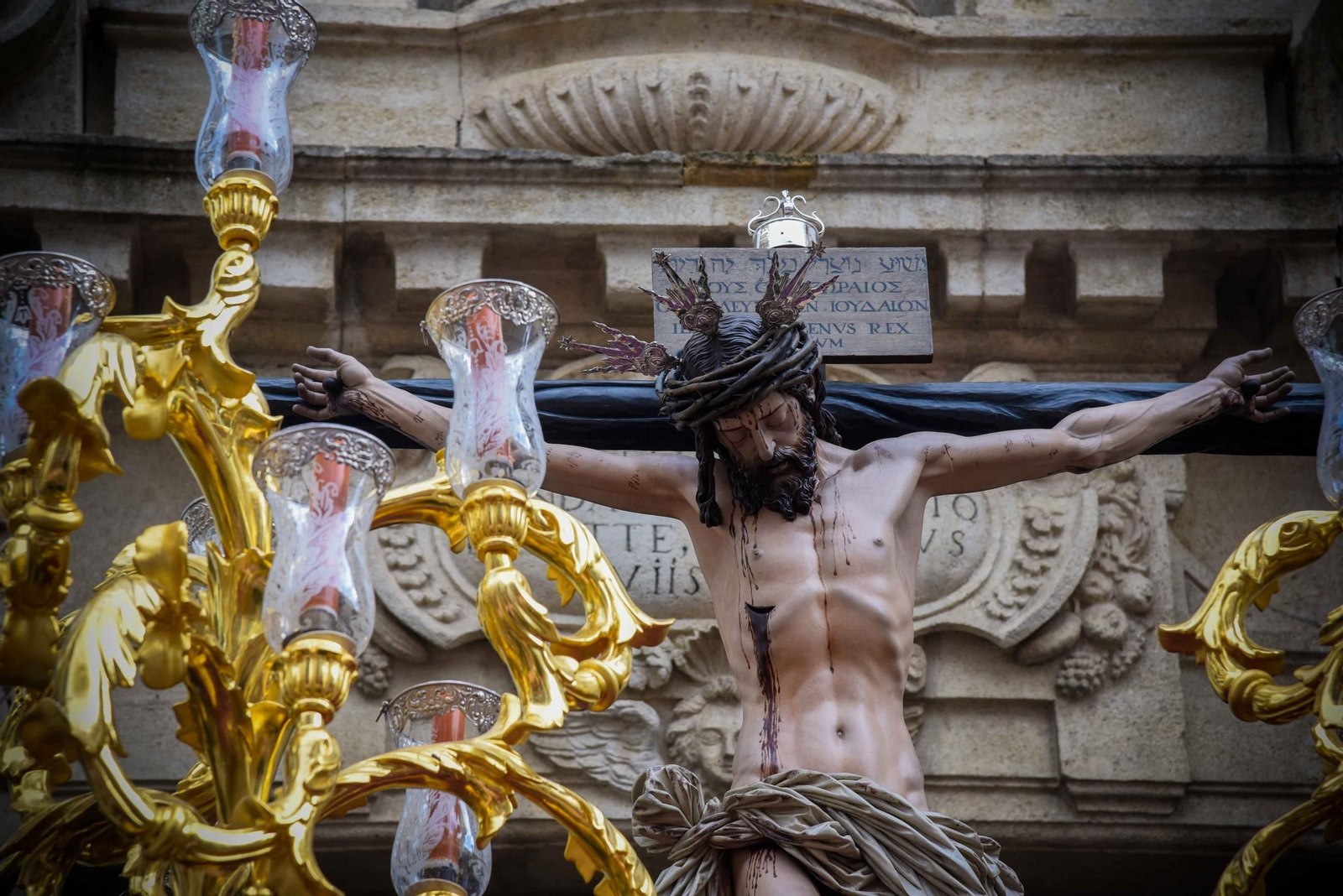 El Cristo de los Desamparados en la Semana Santa de Sevilla 2025