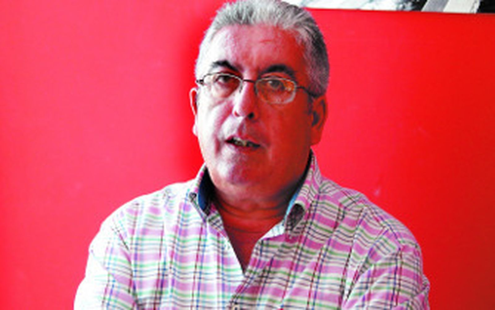 Emilio López en la redacción de Diario de Cádiz