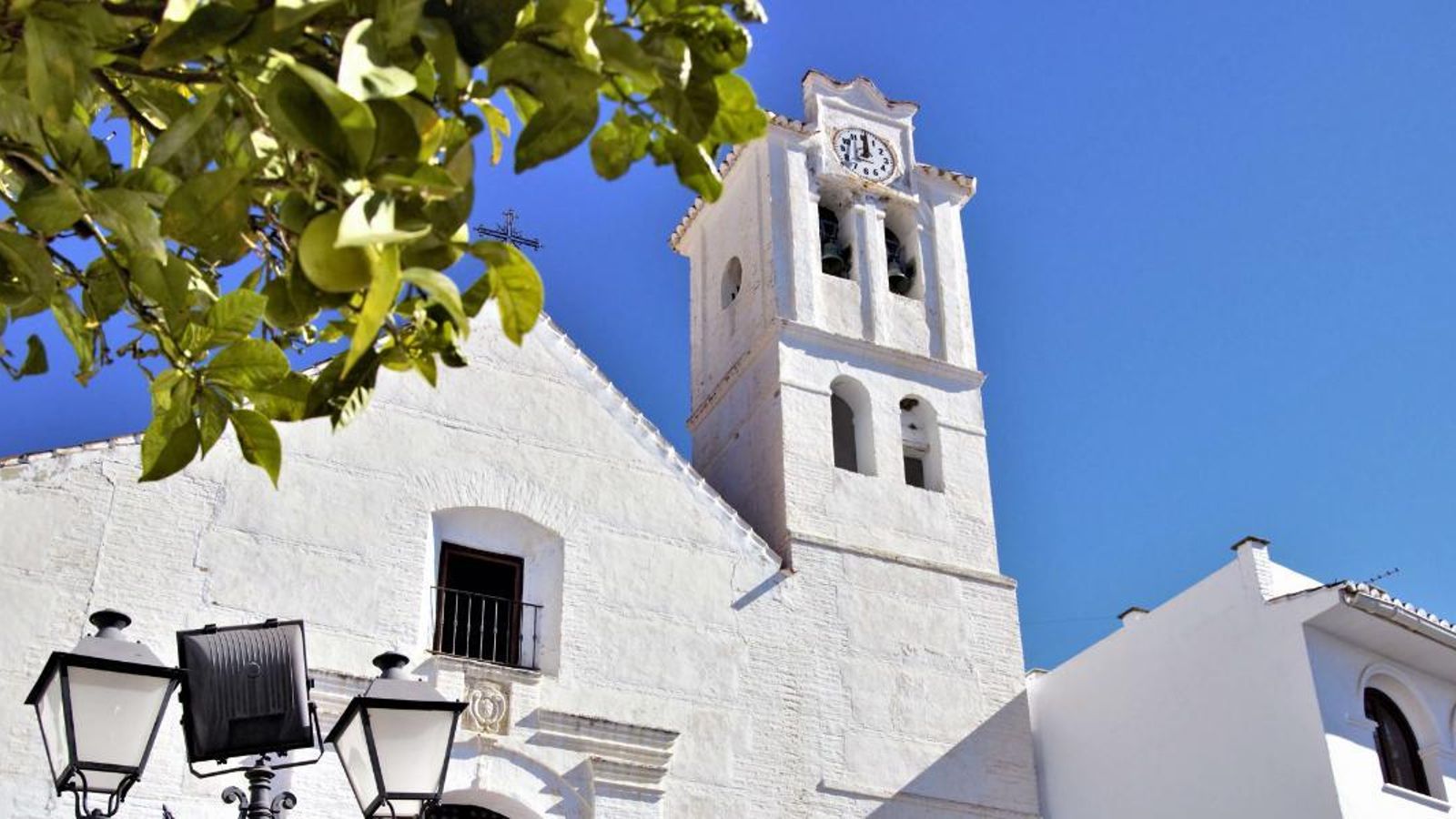 La Iglesia de San Antonio de Padua, en Frigiliana. La Iglesia de San Antonio de Padua, en Frigiliana.