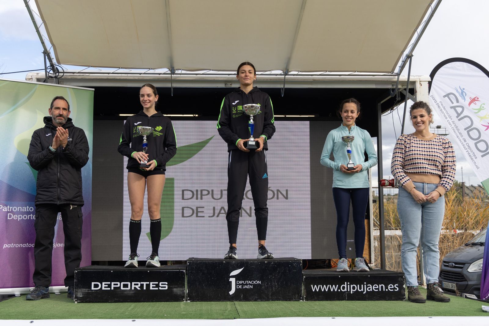 Las mejores imágenes del XXVIII Cross Provincial “Ciudad de Jaén” con victoria de Cynthia Ramírez y Andrés Estepa (2)