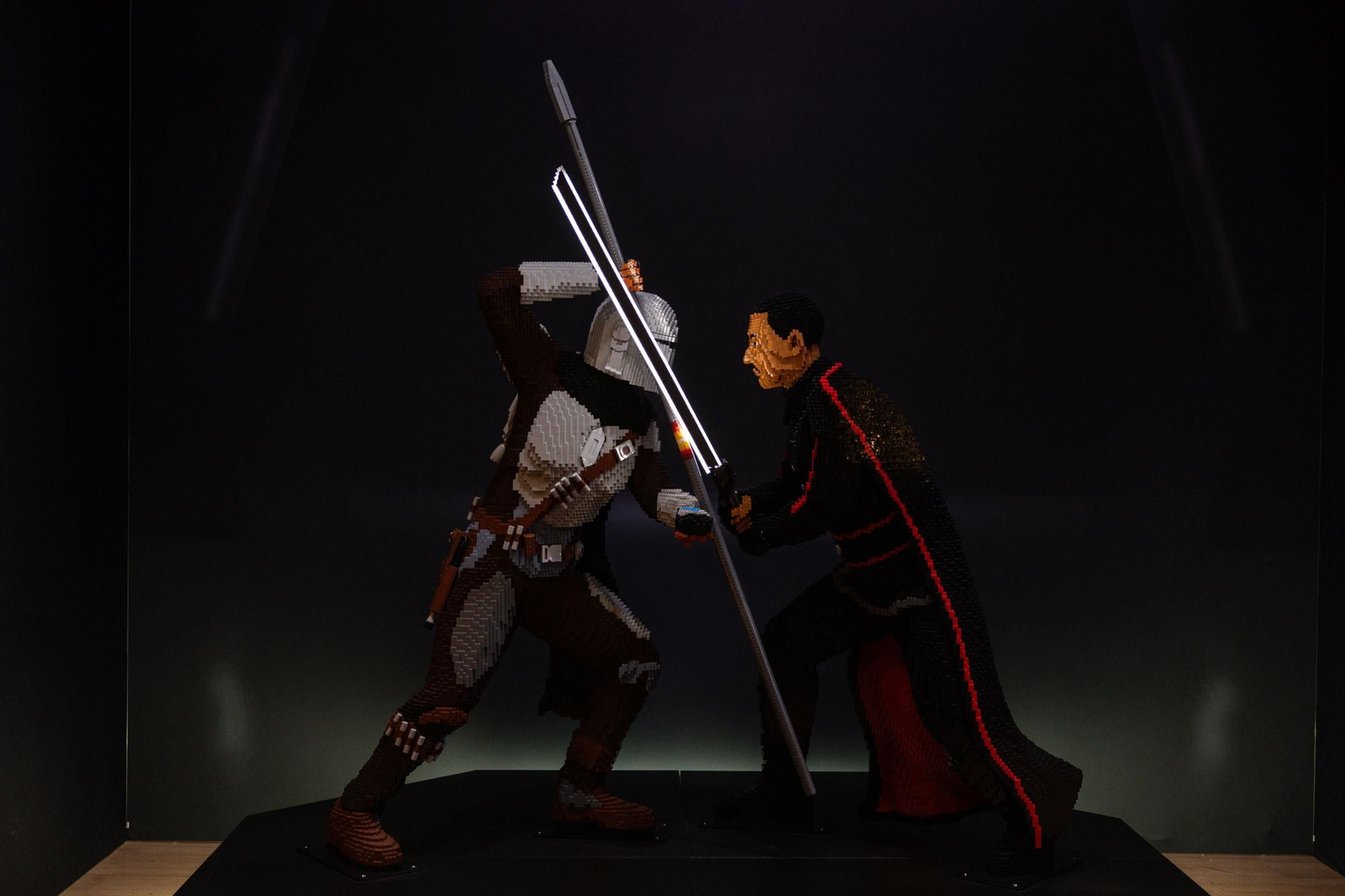 La exhibición a escala real de Star Wars hechas con Lego: las imágenes harán las delicias de los fans de la franquicia