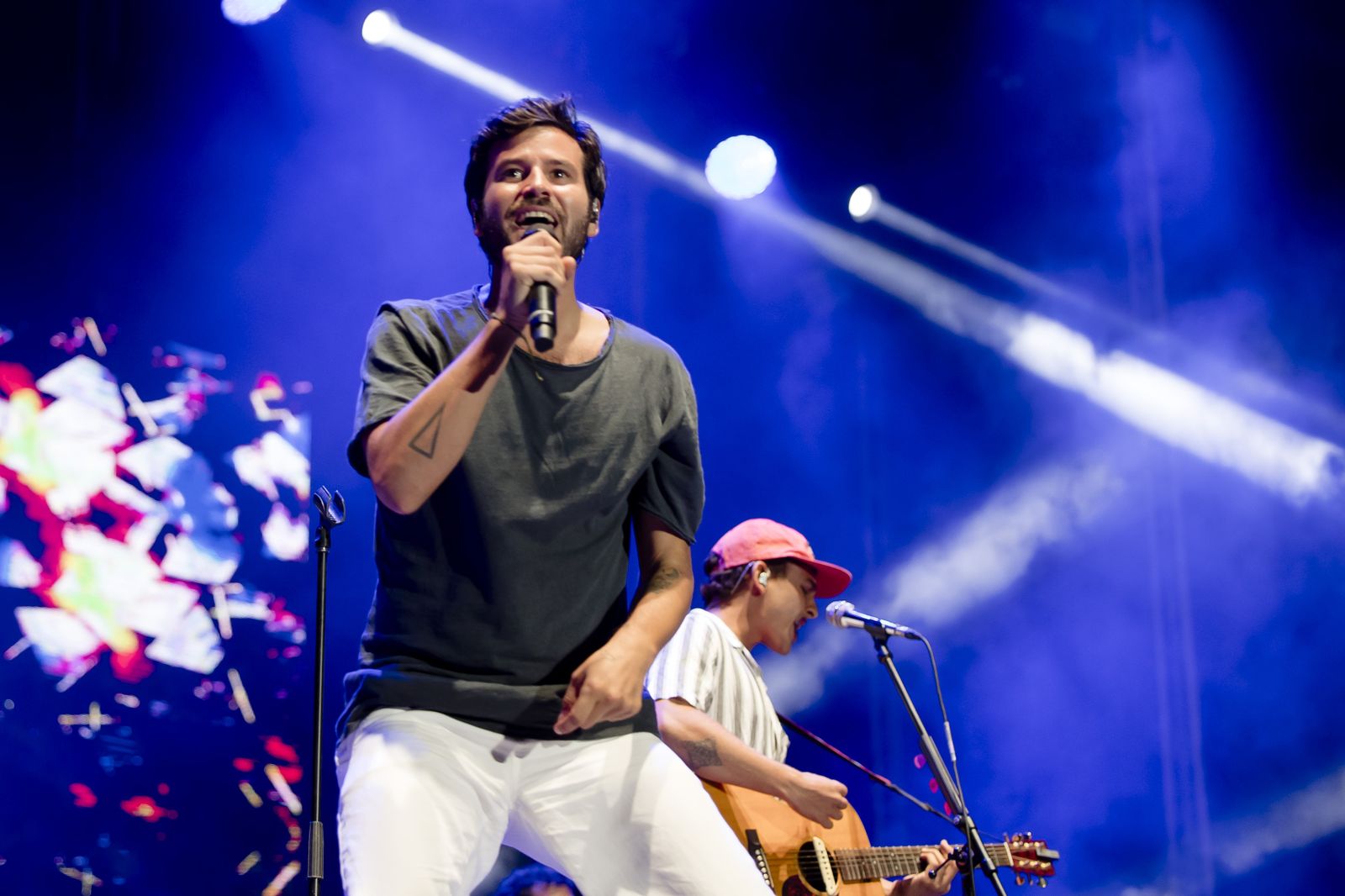 Búscate en las imágenes del concierto de Taburete en Concert Music Festival