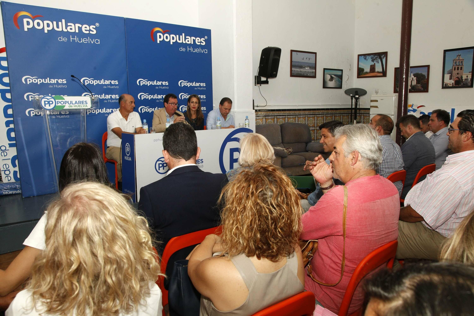 Intervención de Manuel Andrés González, junto a Juan Manuel González, Bella Verano y David Toscano, durante el  Comité Ejecutivo Provincial del PP.