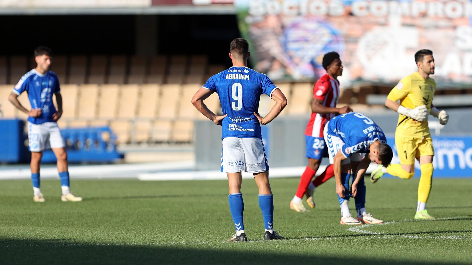 Imágenes del Xerez DFC contra el Don Benito en Chapín