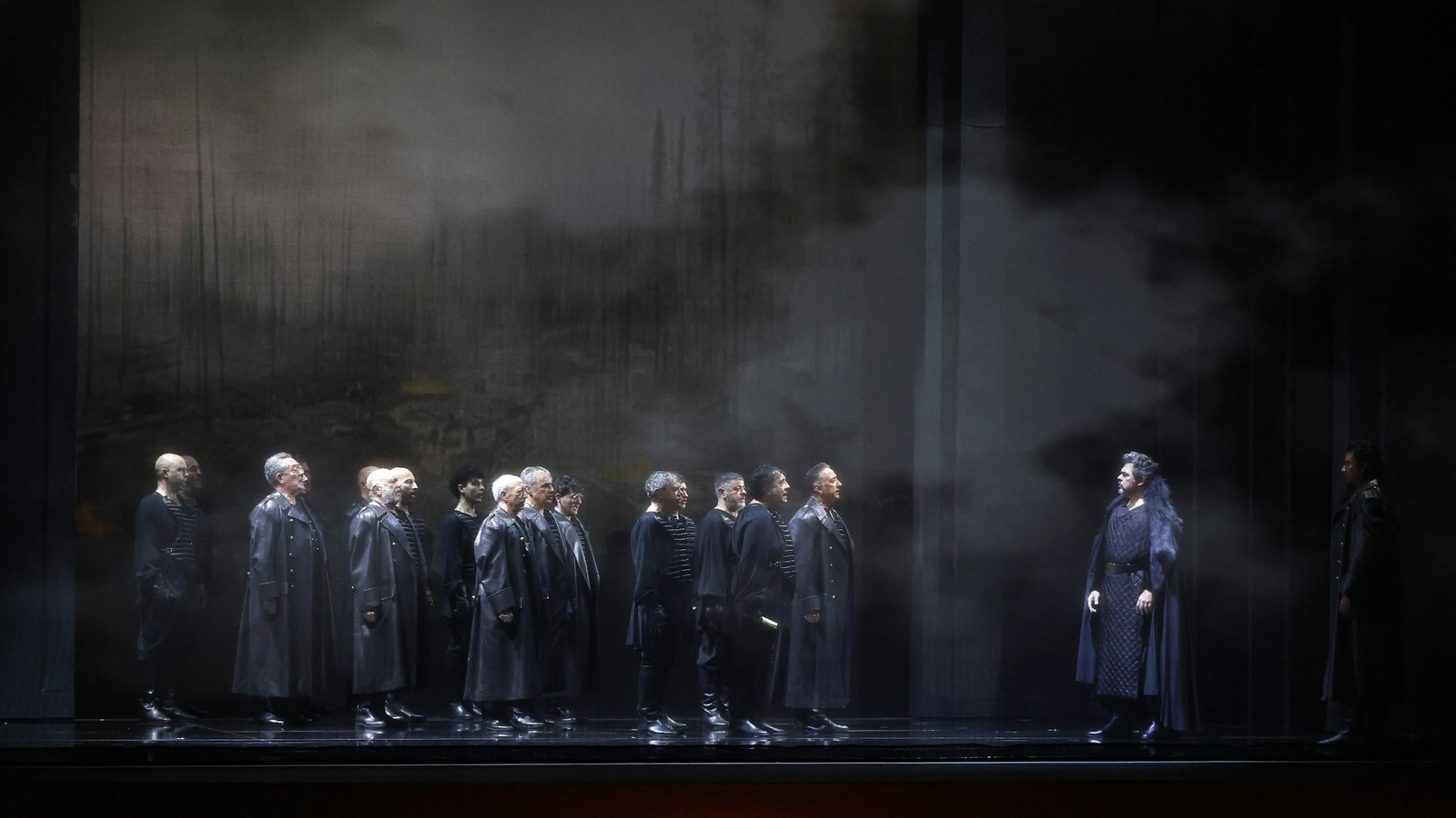 Imágenes de la ópera Macbeth en el Teatro Villamarta de Jerez