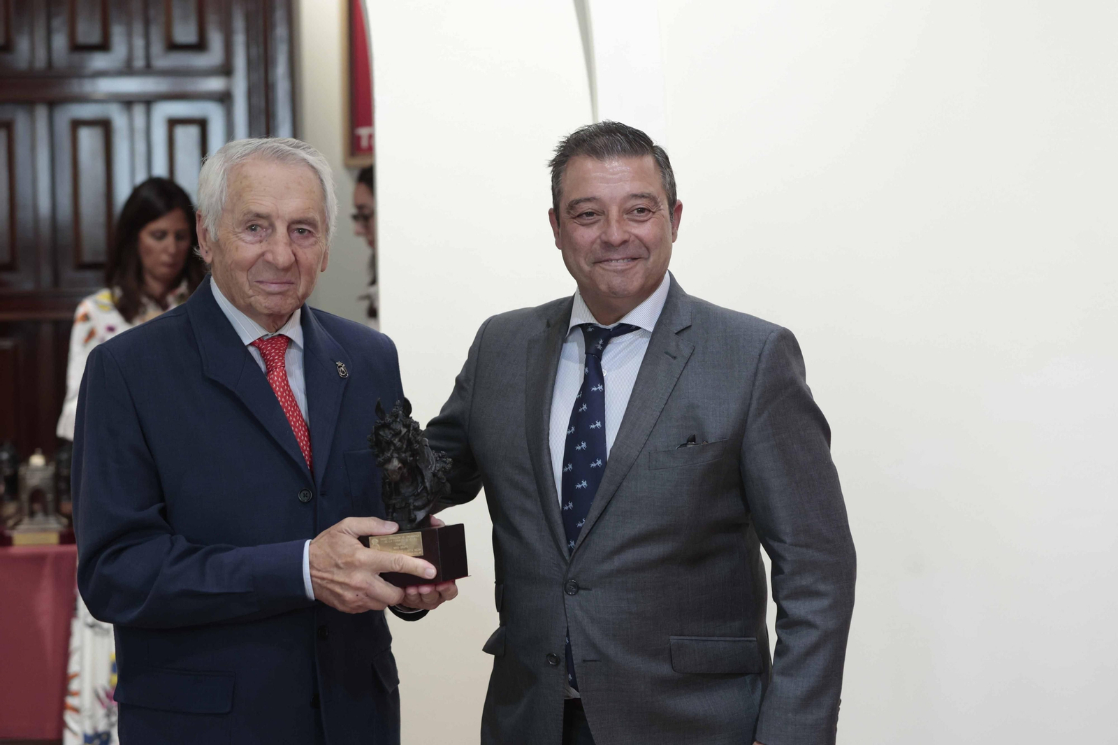 La entrega de Trofeos de la XXVII Exhibición de Enganches de la Feria de Sevilla, todas las fotos