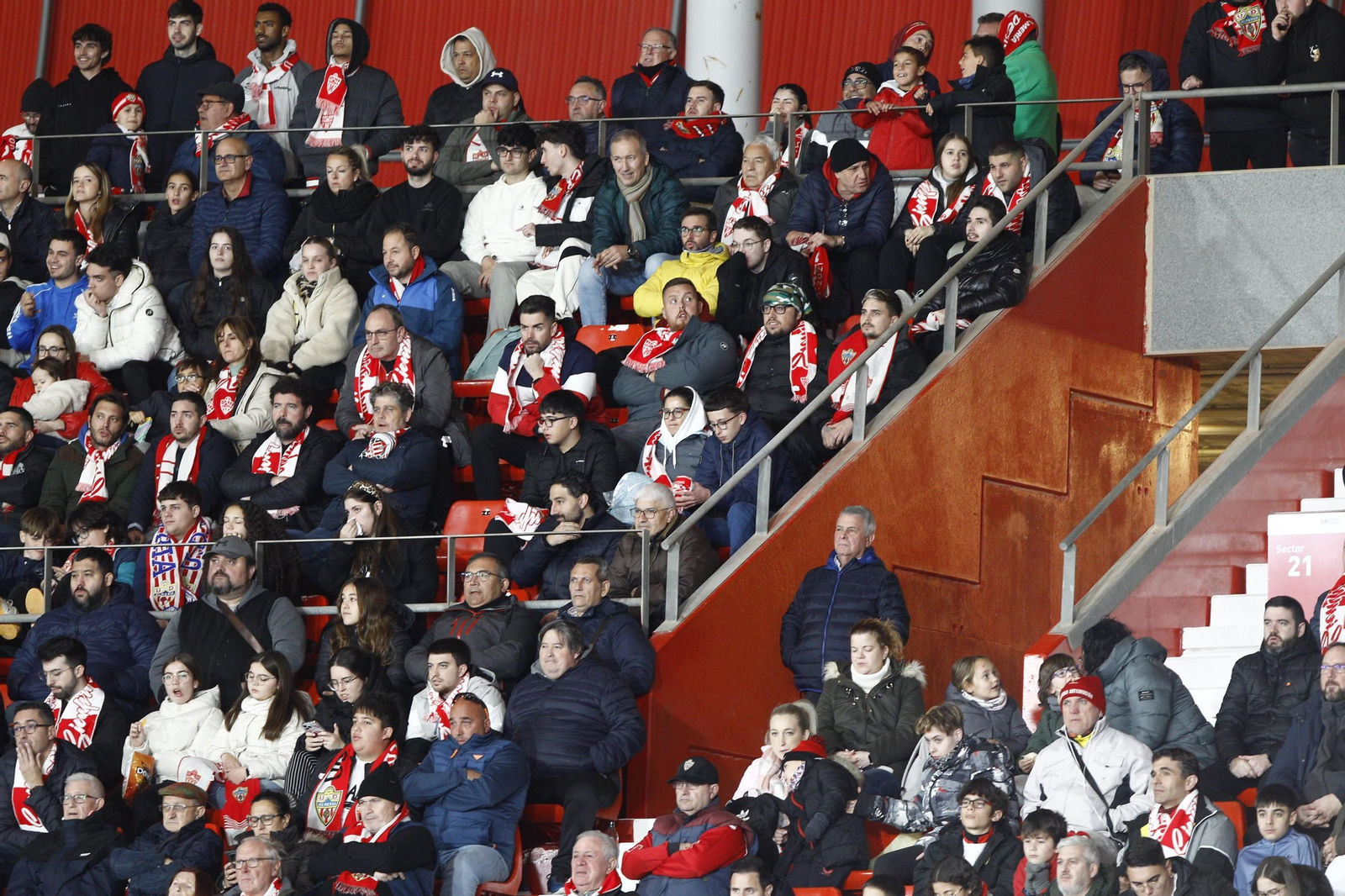 Búscate en las fotos del partido U.D. Almería-C.D. Leganés