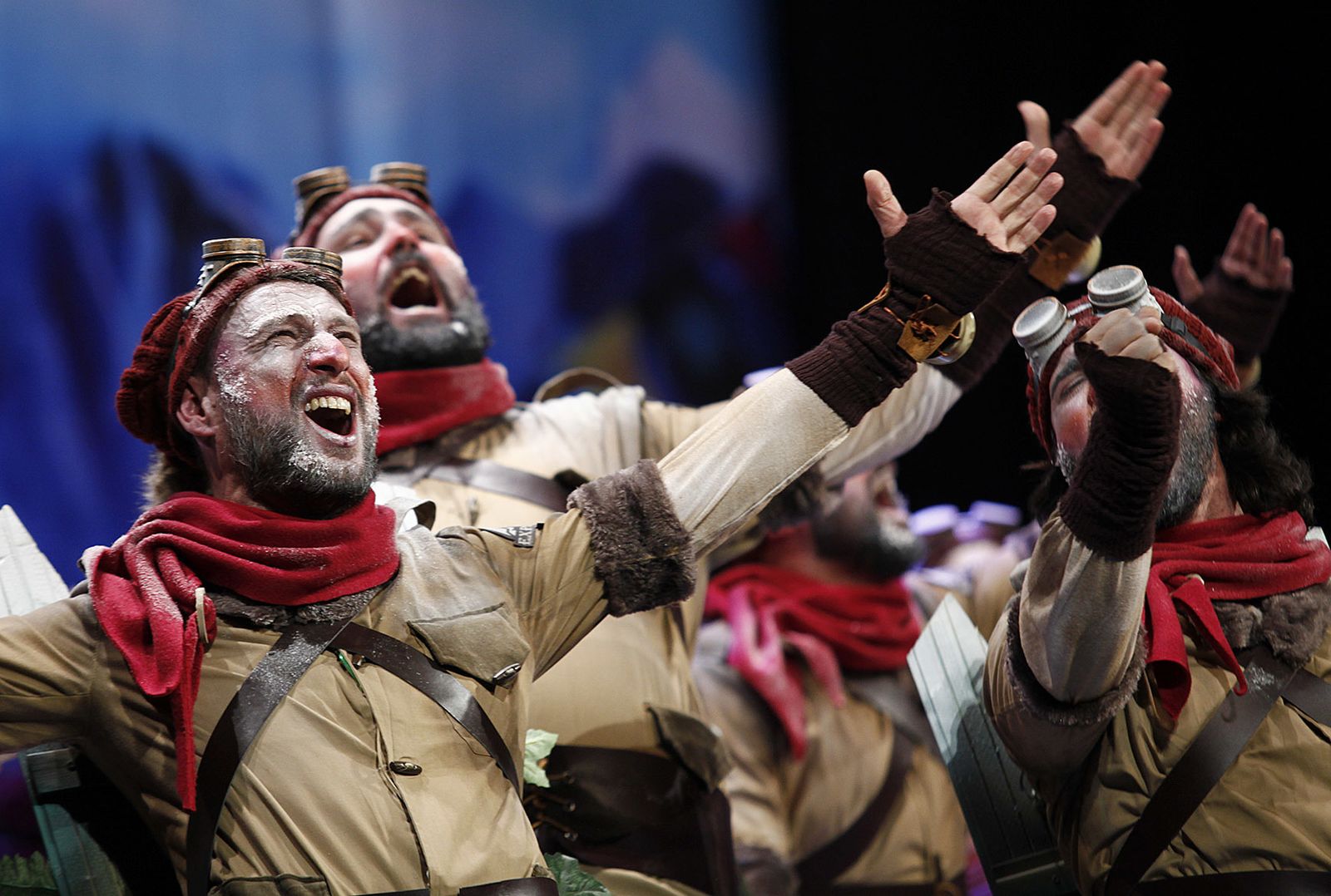 Las imágenes de la cuarta función de cuartos