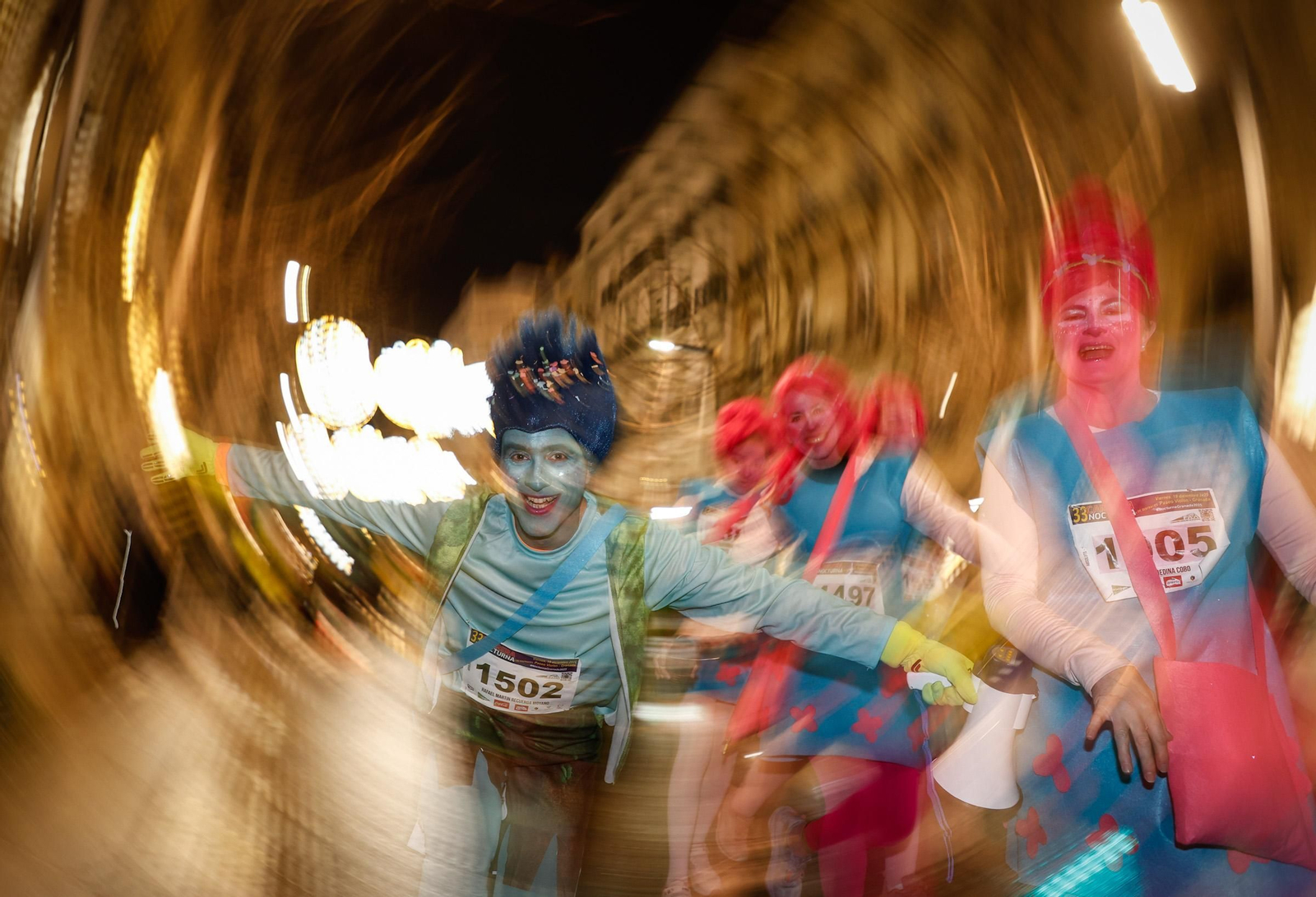 Búscate en la Carrera Nocturna de Disfraces de Granada