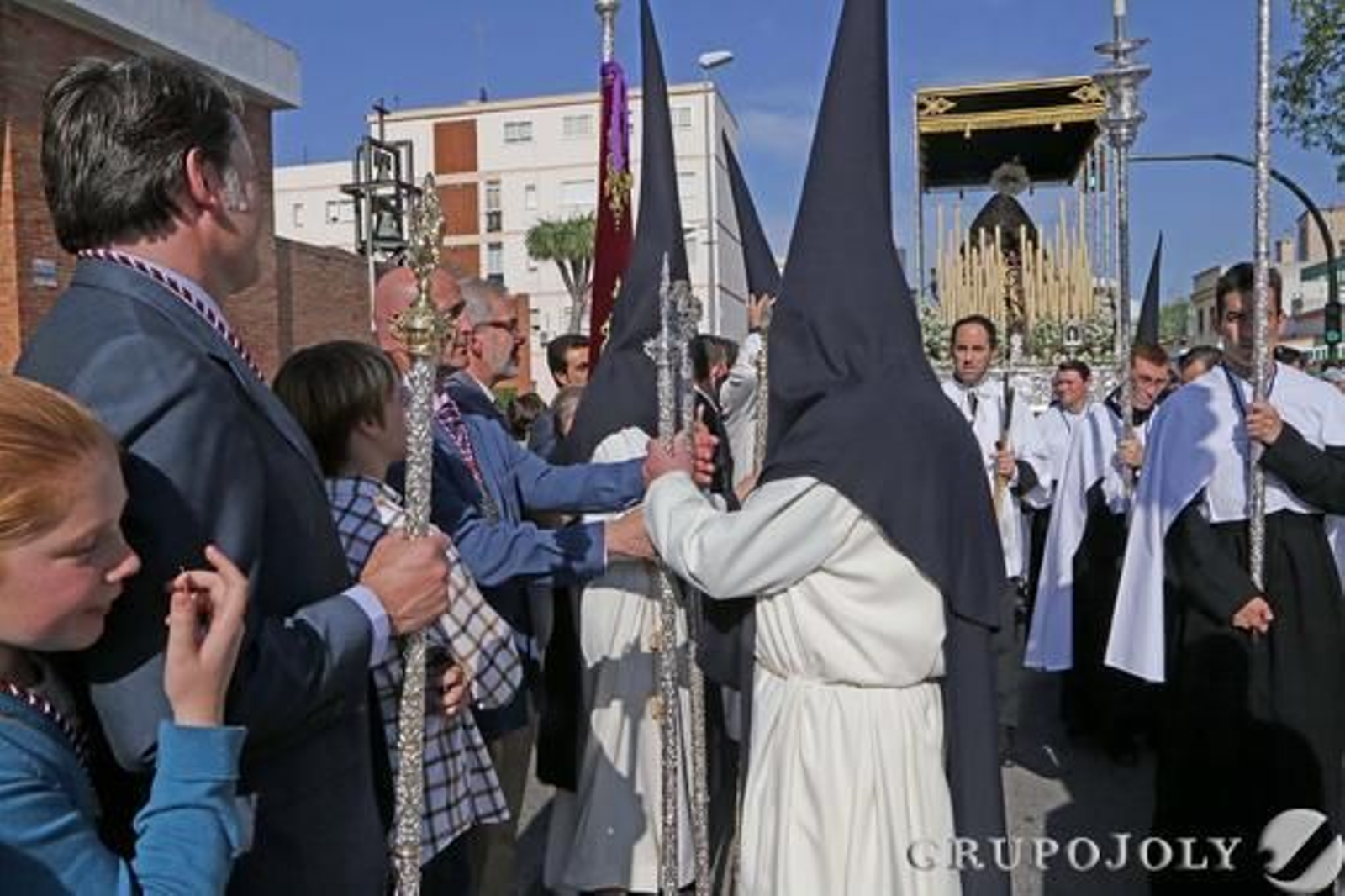 Foto: Pascual · Lobo· Aranda · Garcia y M. A. Gonzalez