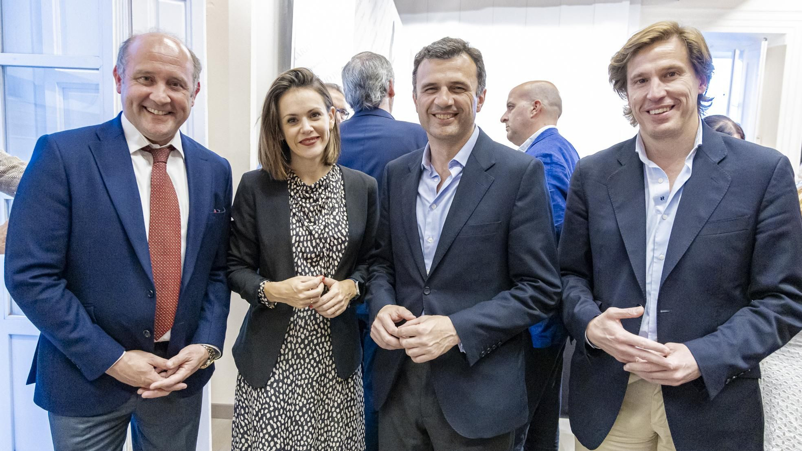 Entrega del  VIII Premio 'Emilio López' a la chirigota de 'El Selu'