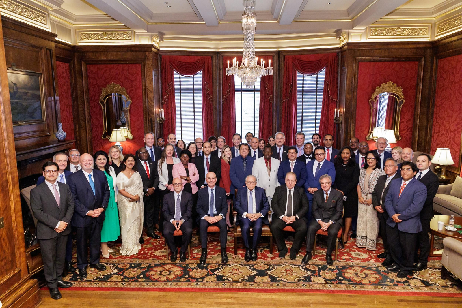 Foto de familia durante la ceremonia de los premios del WSBI.