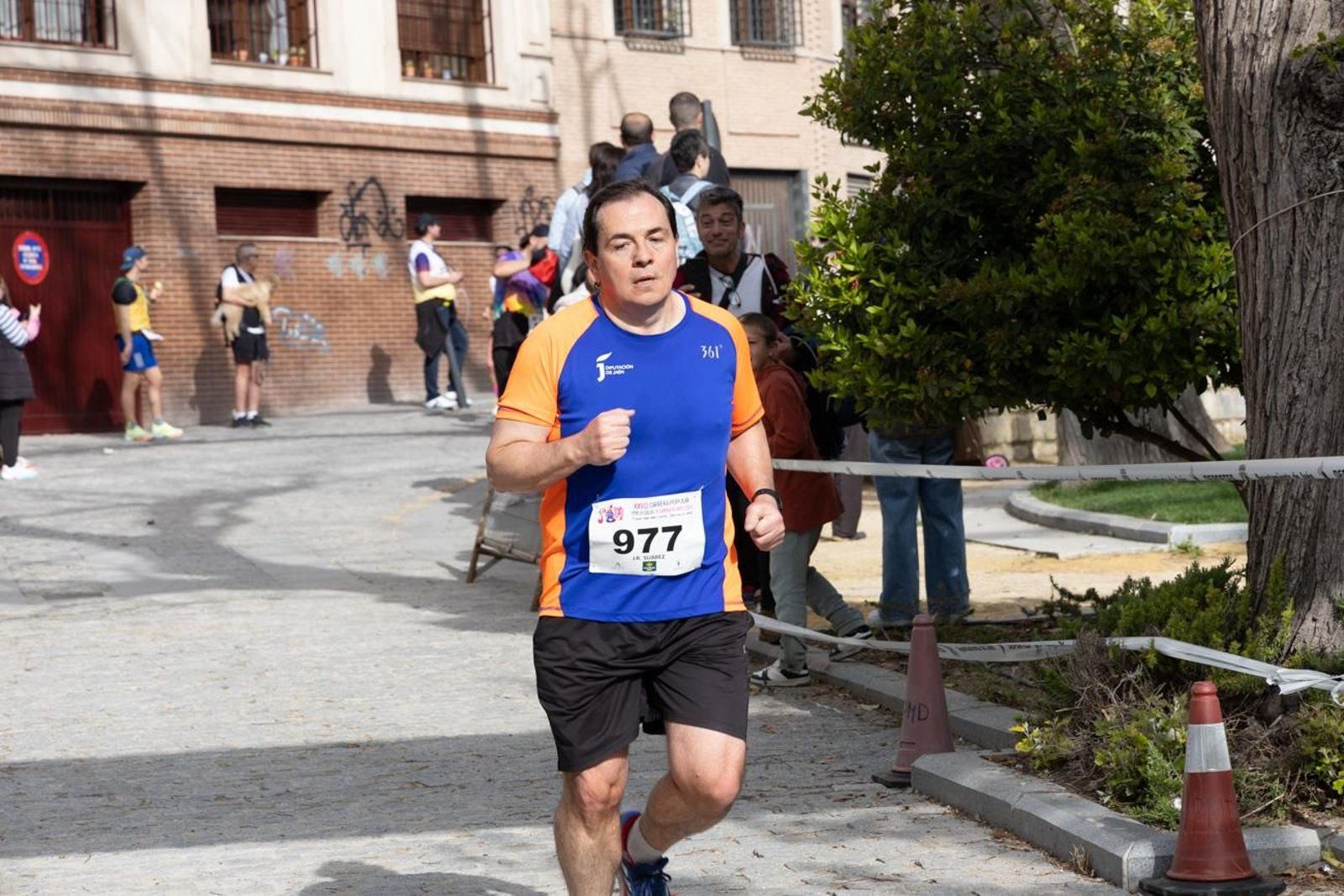 Más de 2.100 participantes corren  para promover la salud en Jaén, en imágenes (2)