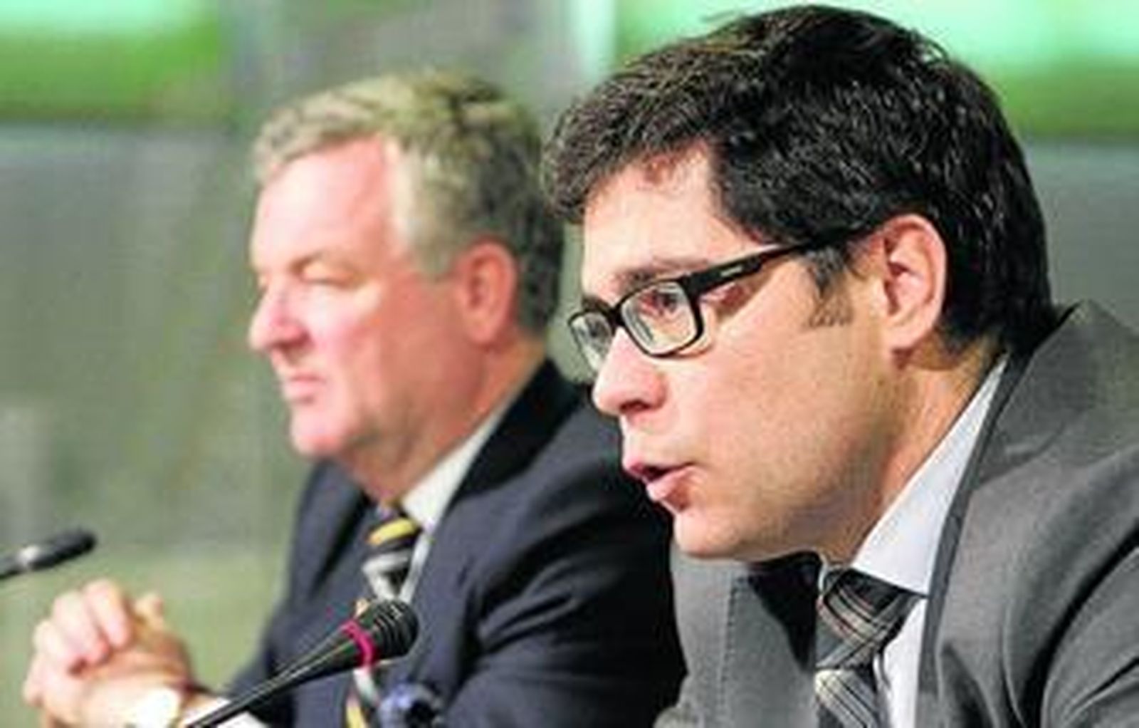 Francisco Estepa, junto a Manuel Domínguez Platas, consejero y presidente desde finales de marzo.