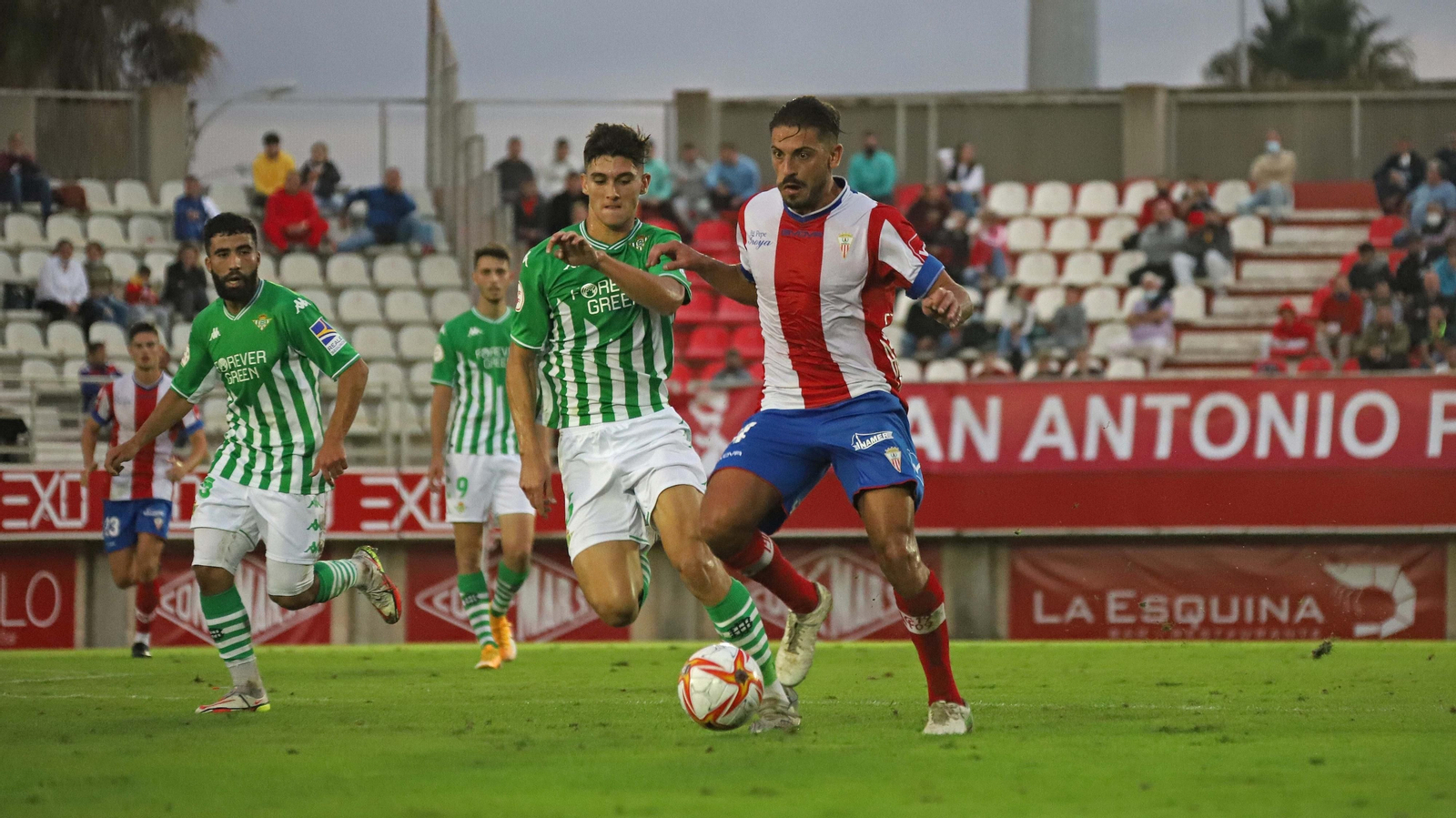 Las mejores fotos del Algeciras - Betis Deportivo
