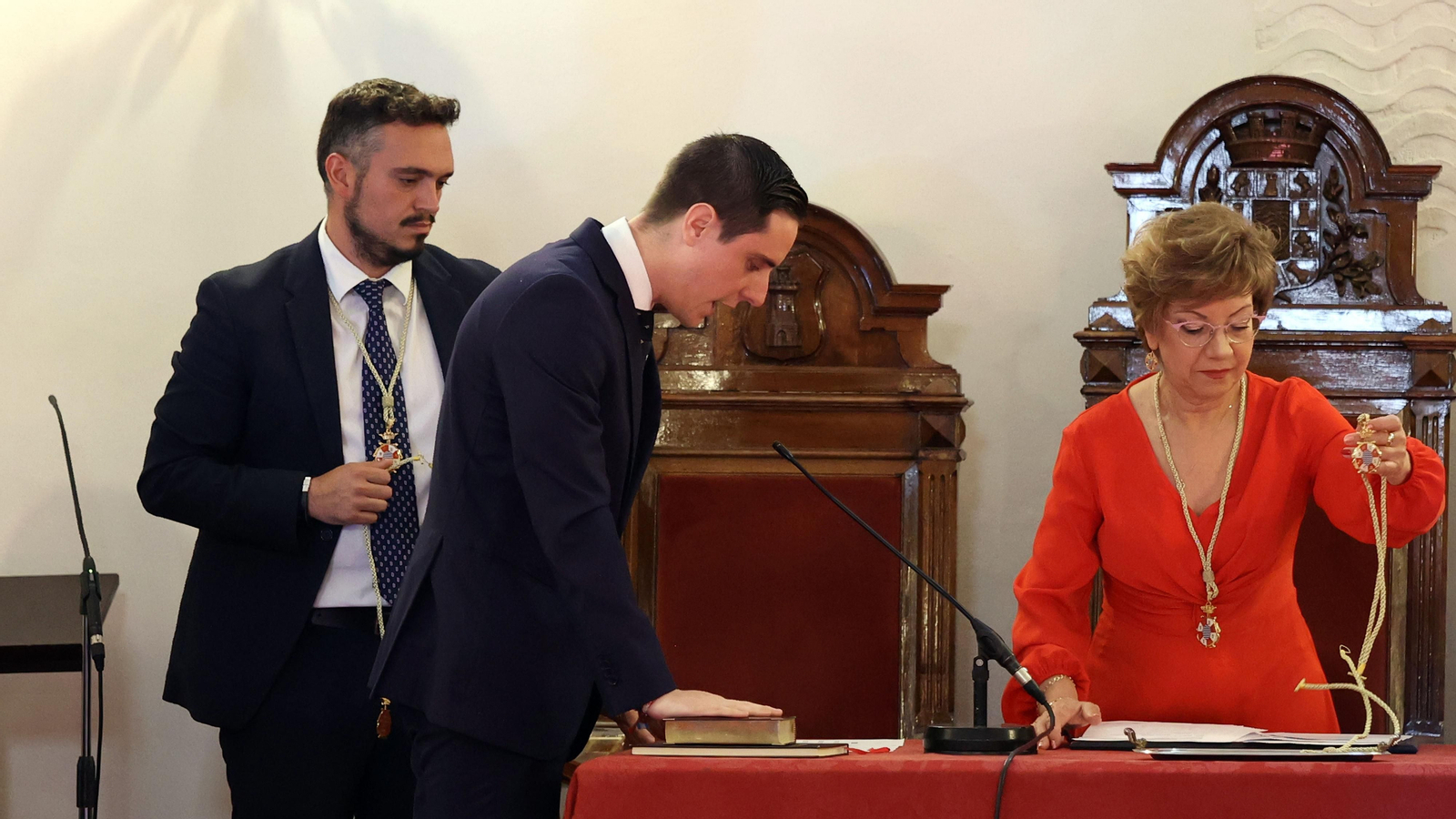 Investidura de María José García-Pelayo como nueva alcaldesa de Jerez