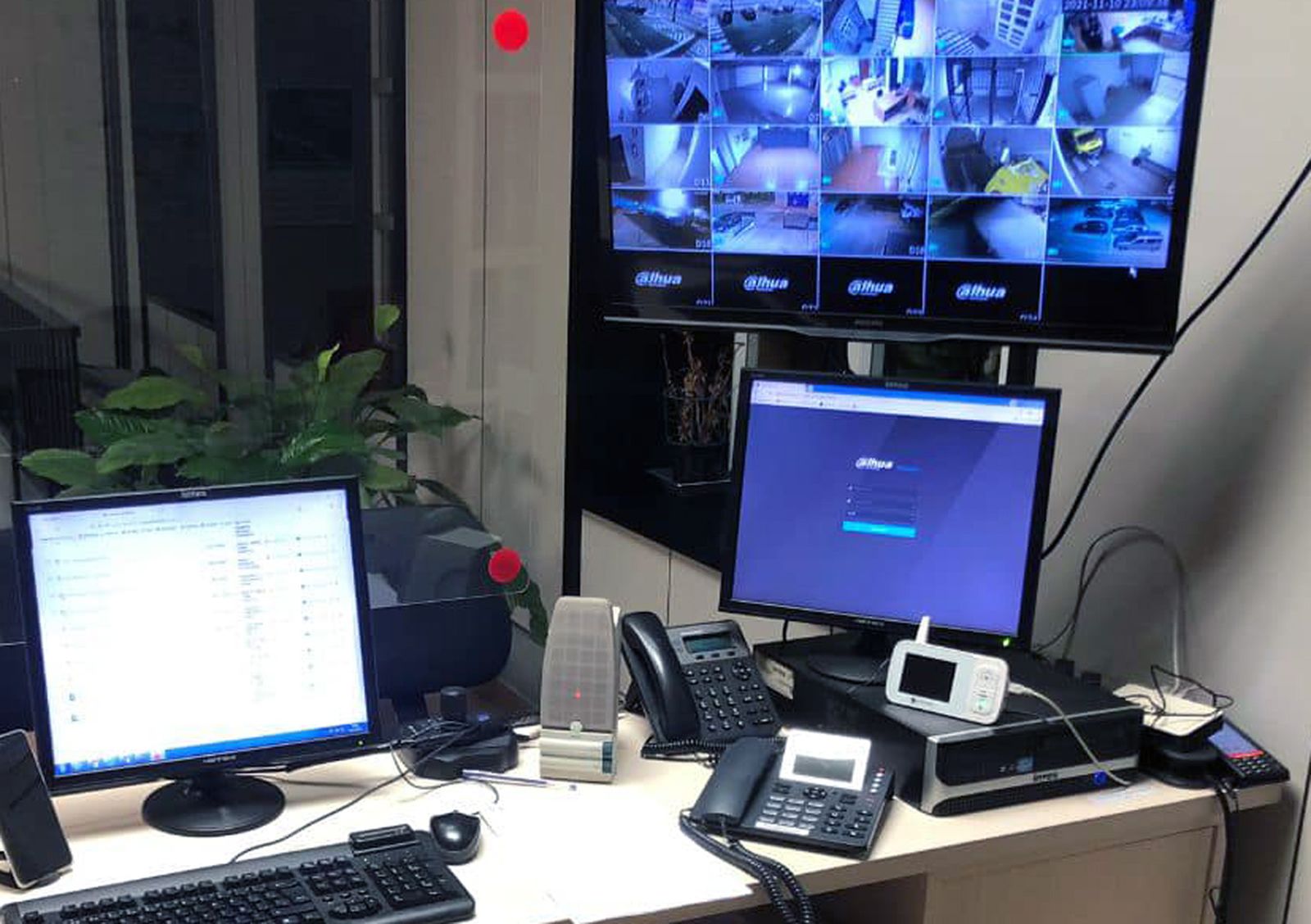 El presunto ladrón pretendía robar varios equipos informáticos