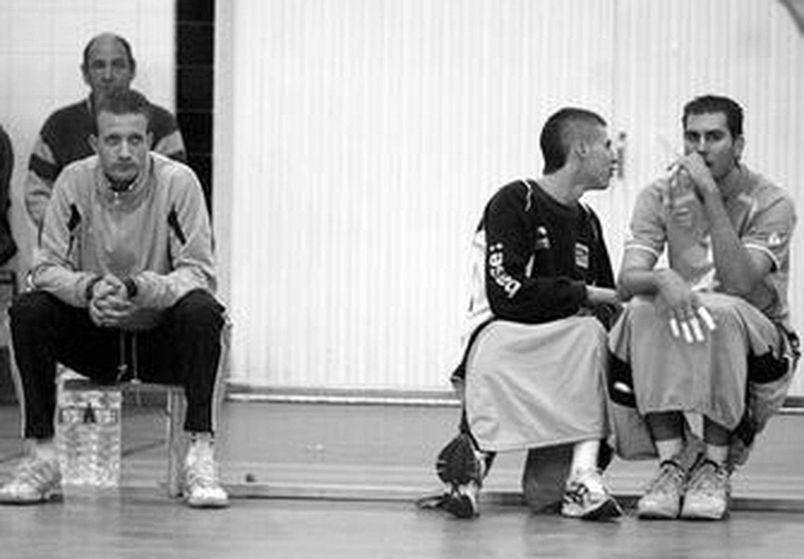 El banquillo del Aguas de Huelva, durante un partido de la competición.