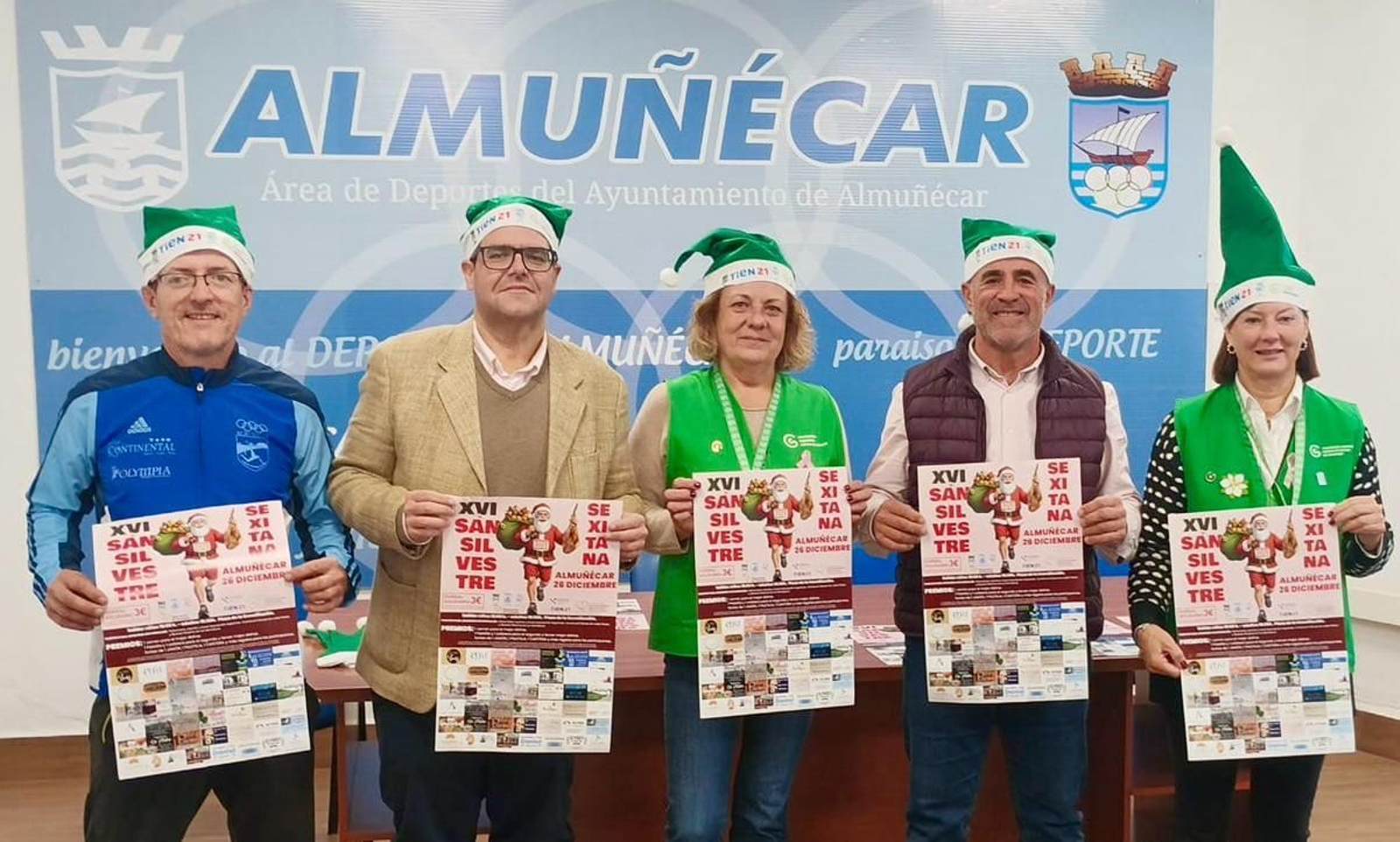 Autoridades y colectivos presentan la XVI San Silvestre Sexitana de Almuñécar