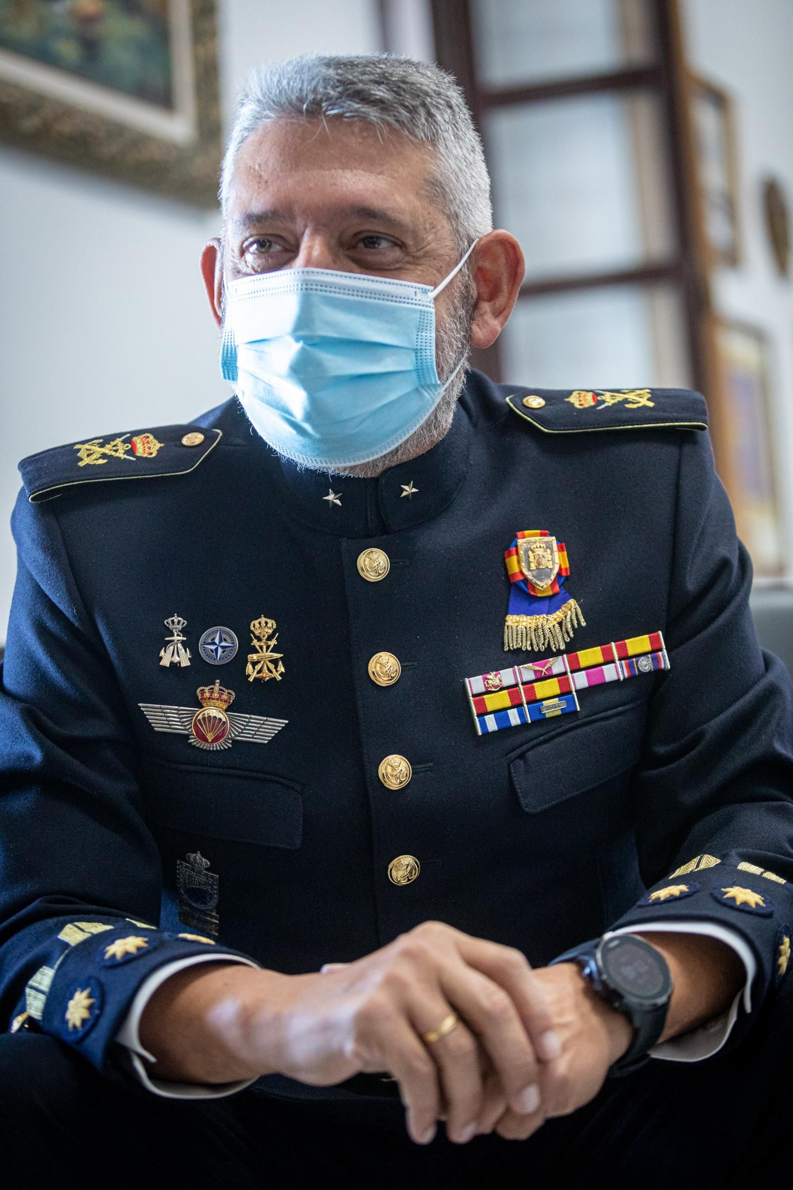 El subdelegado durante la entrevista.