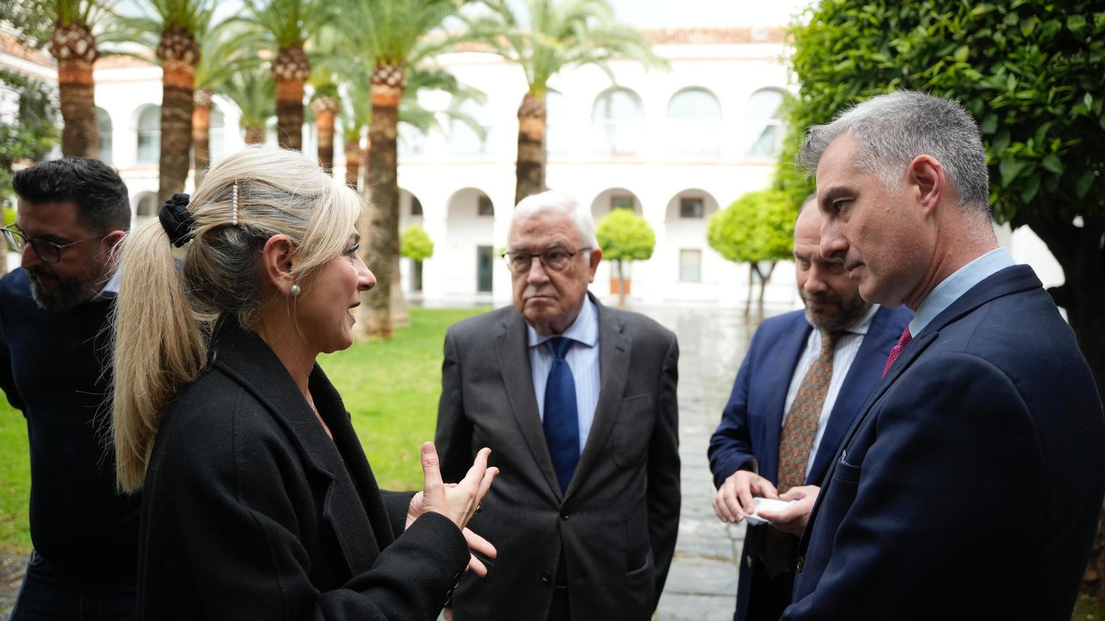 Del Pozo junto a Abel Moreno y otros músicos.