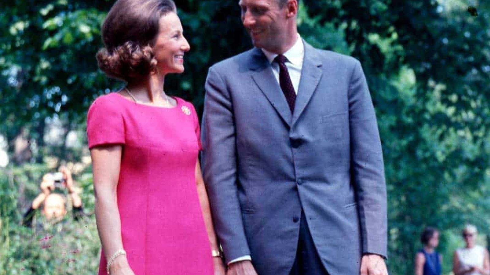 Harald y Sonia, en la imagen de su compromiso oficial en 1968.