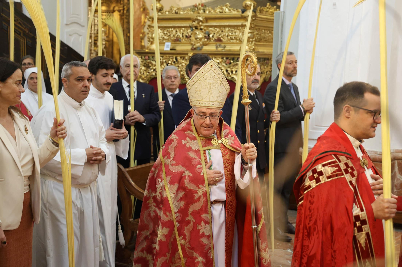 Domingo de Ramos 2025: Imágenes de la Misa presidida por el obispo de Huelva, Santiago Gómez, en la Catedral de Huelva