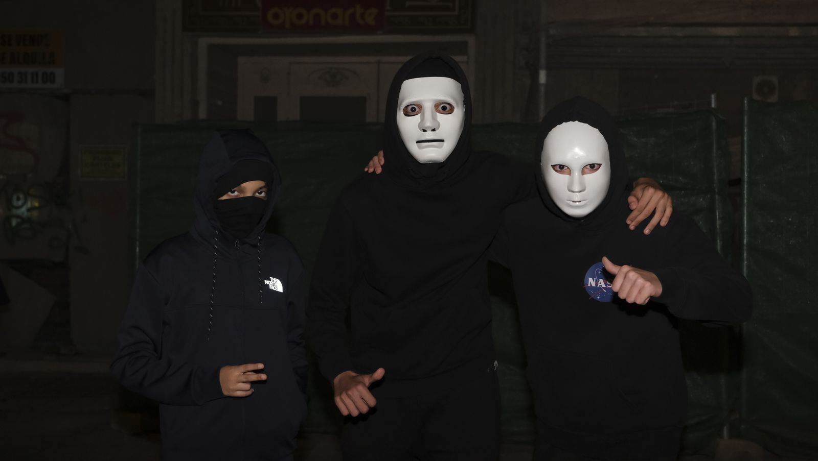 Imágenes de la Noche en Negro de Almería