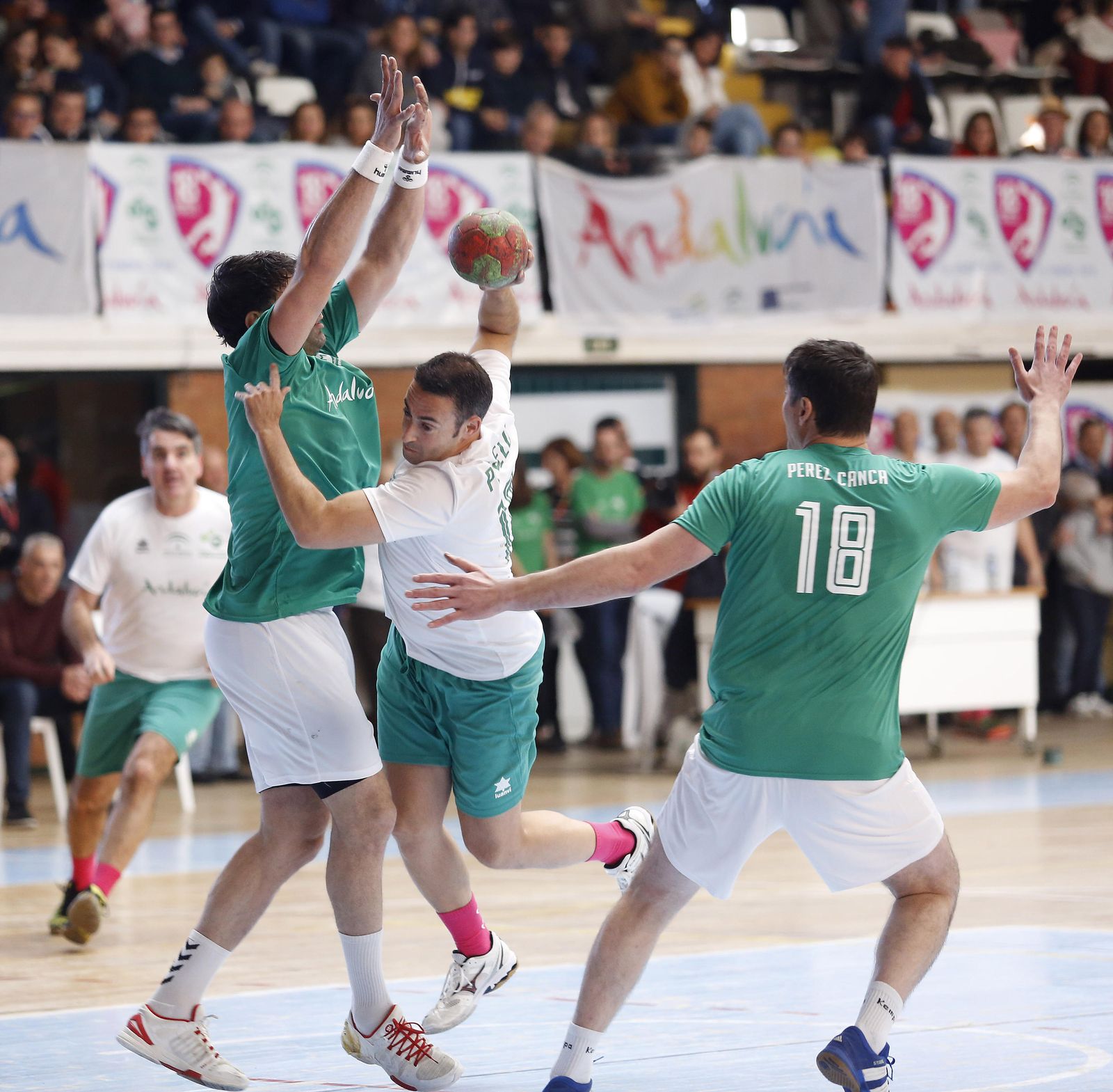 Las fotos del homenaje a José Luis Pérez Canca