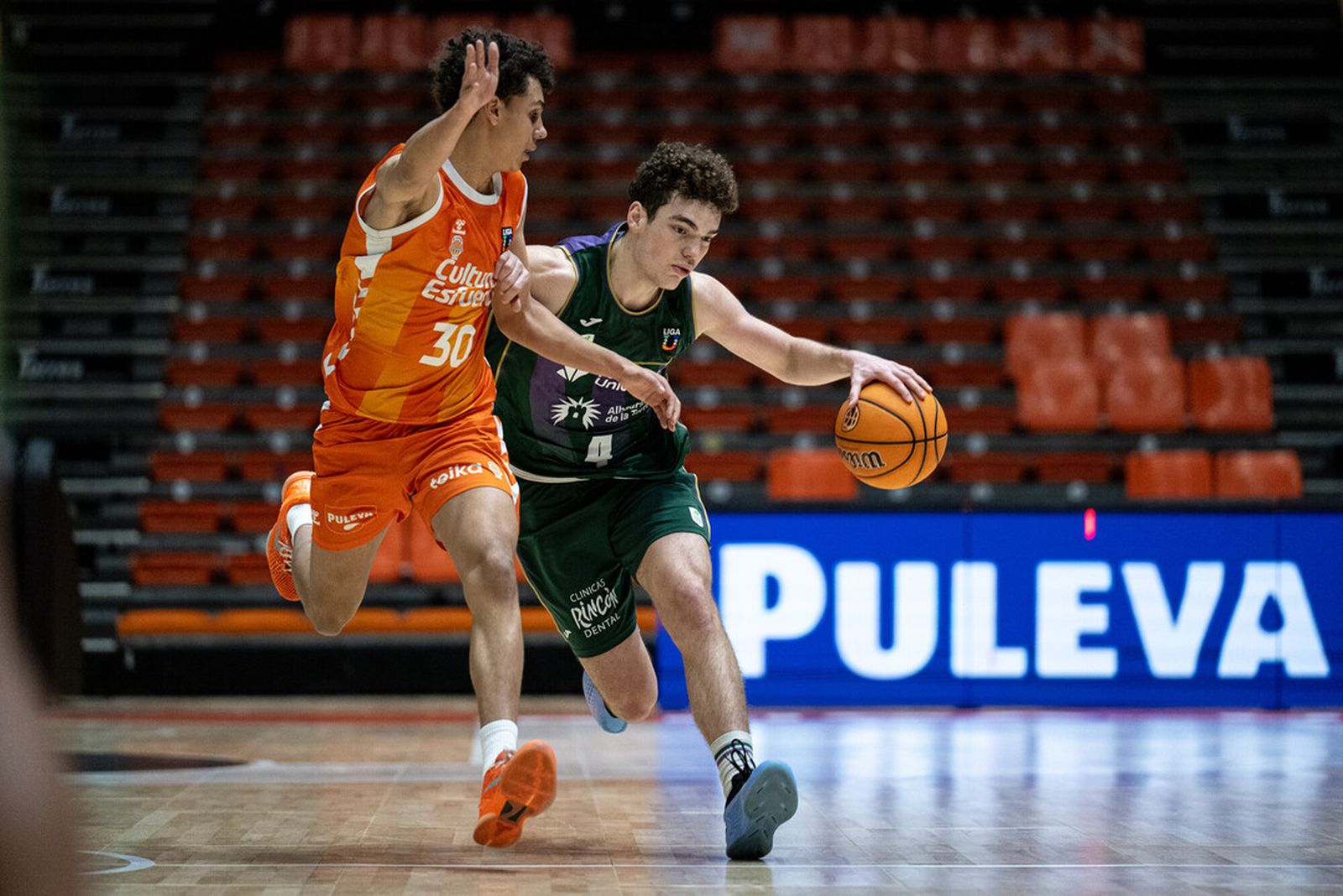 Liga U22: El Unicaja se quedó a un paso en Valencia (78-75)