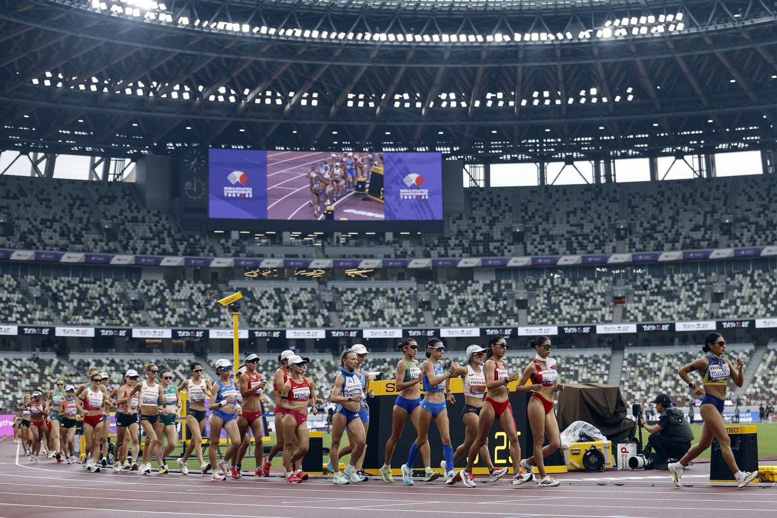 Las mejores fotos del título mundial de María Pérez y del resto de la jornada