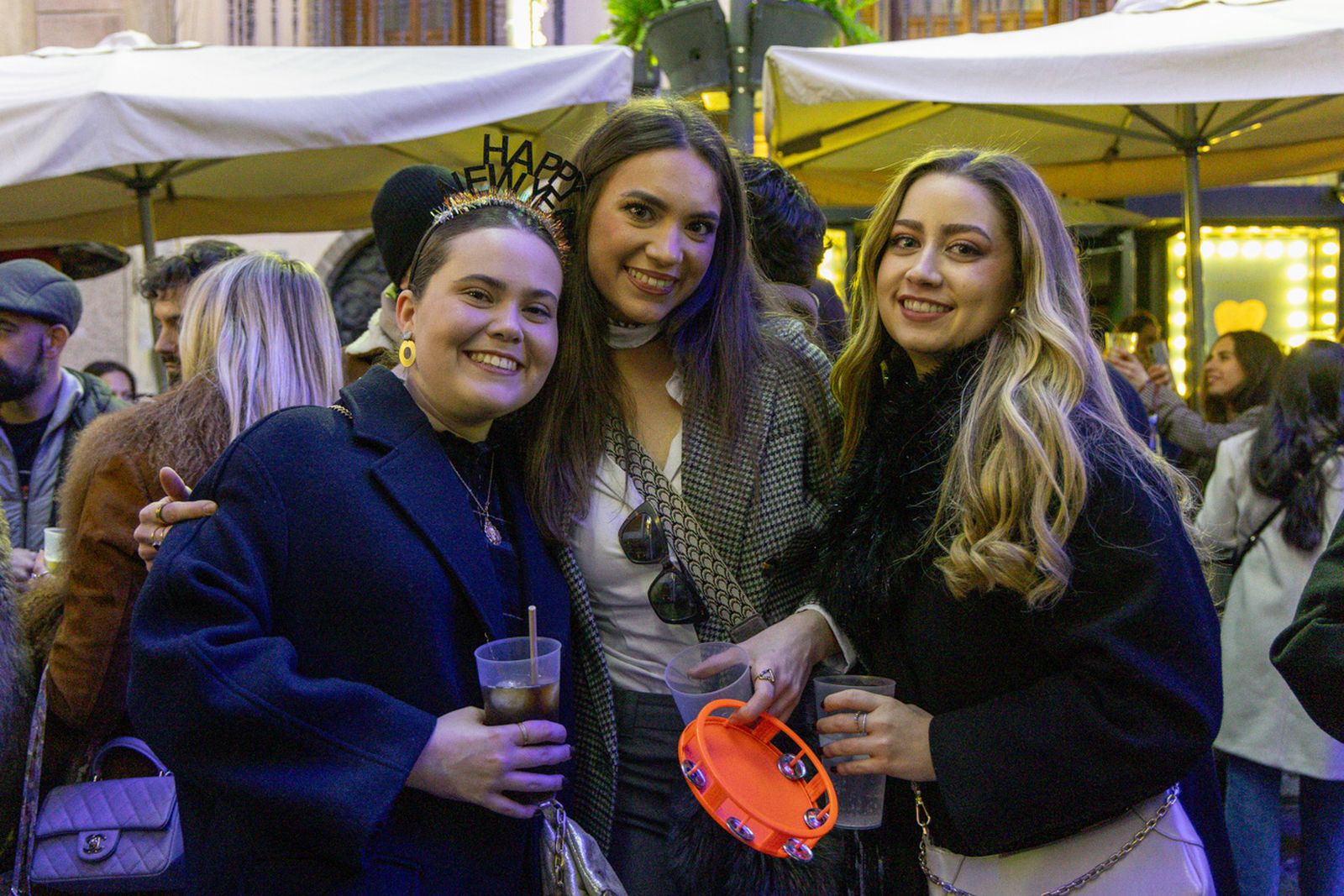 Así disfruta Jaén del concierto extraordinario a pie de calle: "Son de Vida"