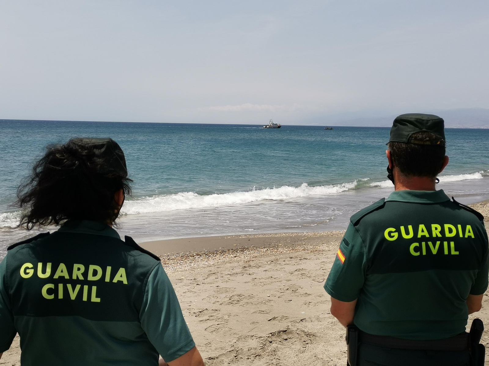 Se incorporan los GEAS de la Guardia Civil a la búsqueda del joven desaparecido en Cabo de Gata.