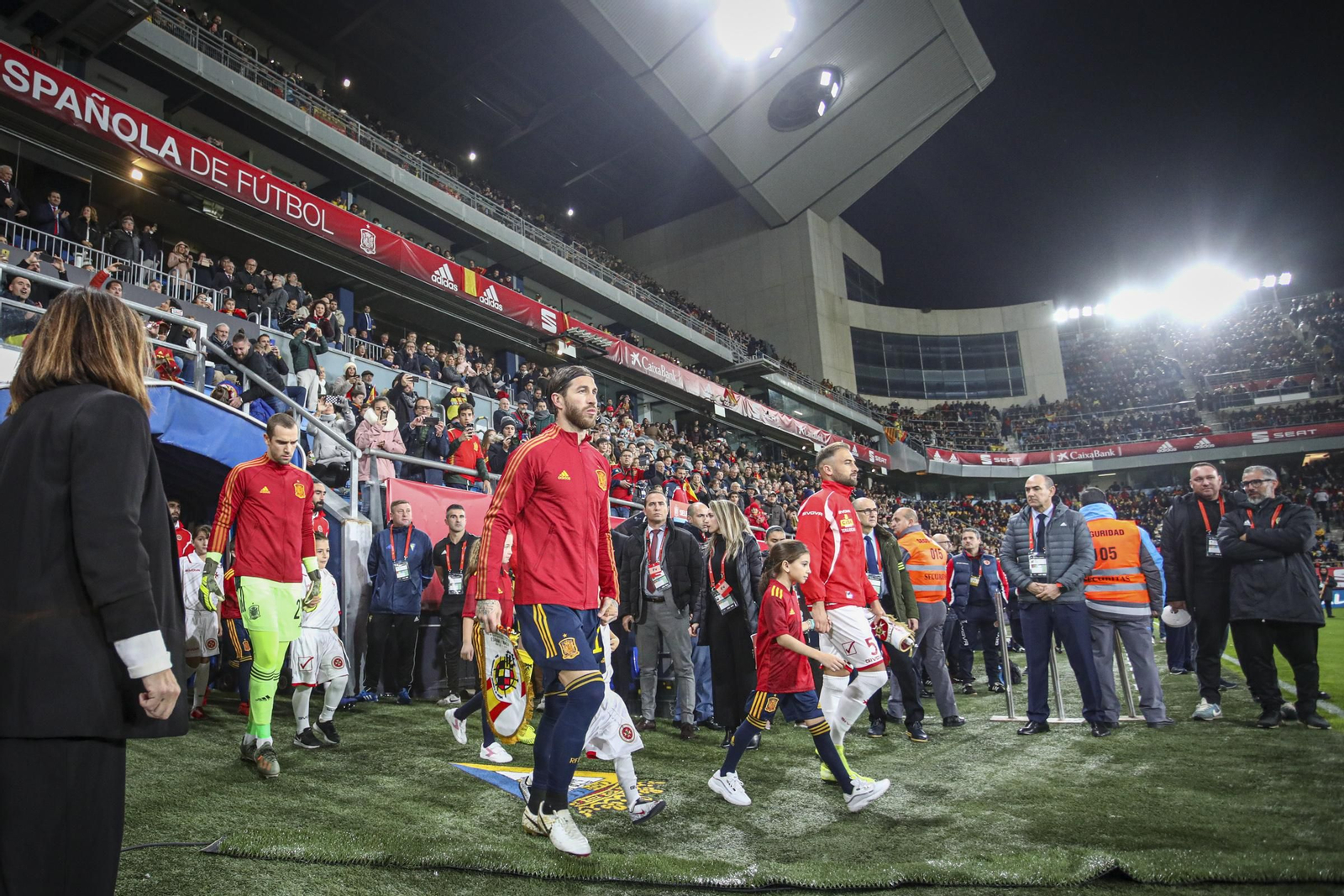 Las imágenes del España-Malta en Cádiz