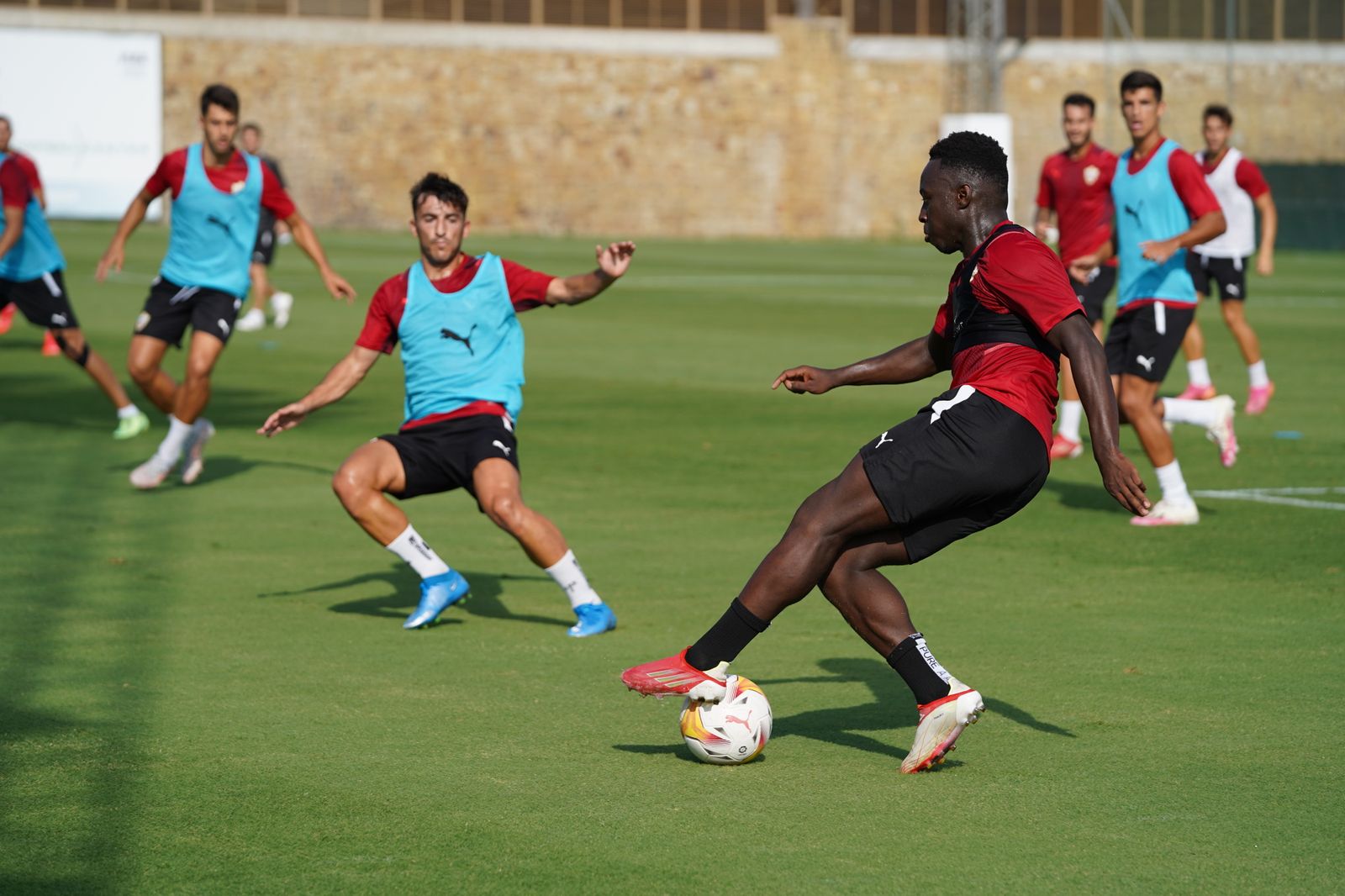 Imágenes del entrenamiento matinal de la UDA de este martes