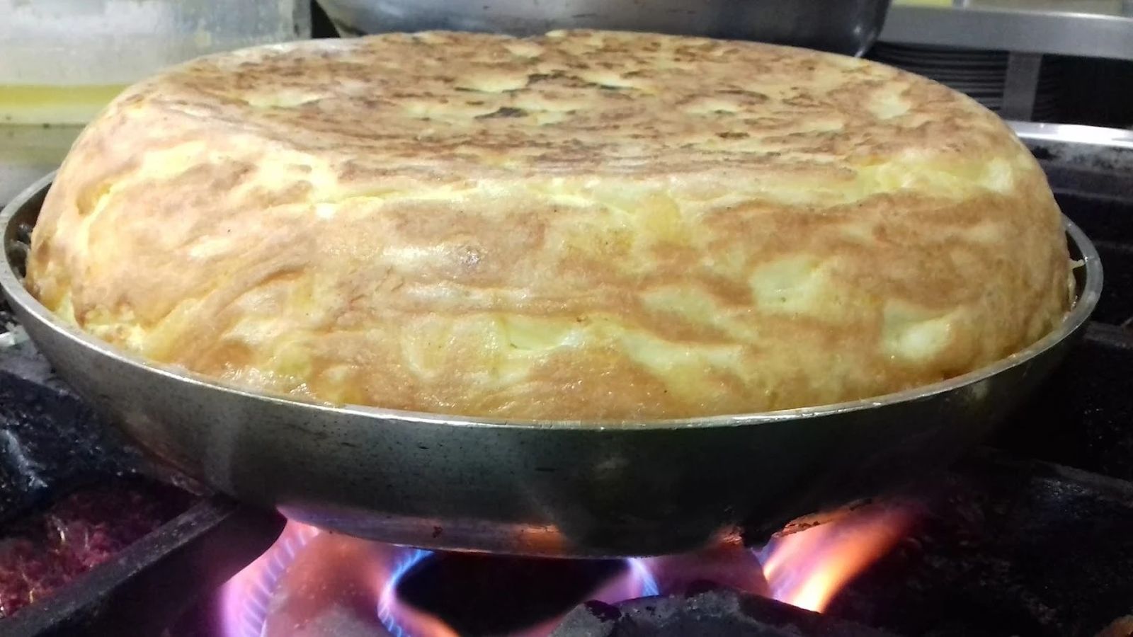 Tortillón del restaurante Maypa, en Jerez.