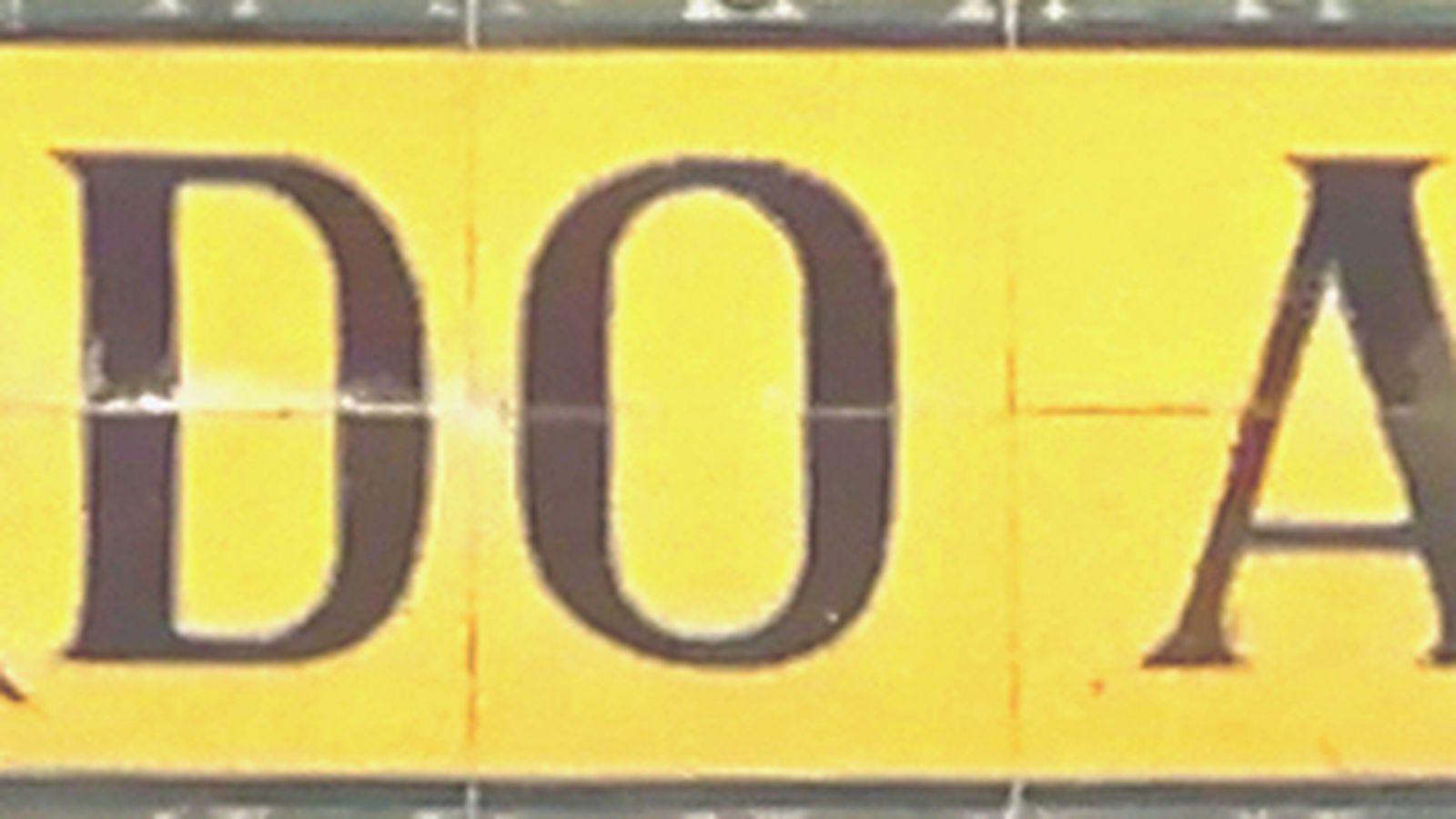 El alcalde Eduardo Ruiz Golluri aprobó rotular la calle con el nombre del insigne maestro.