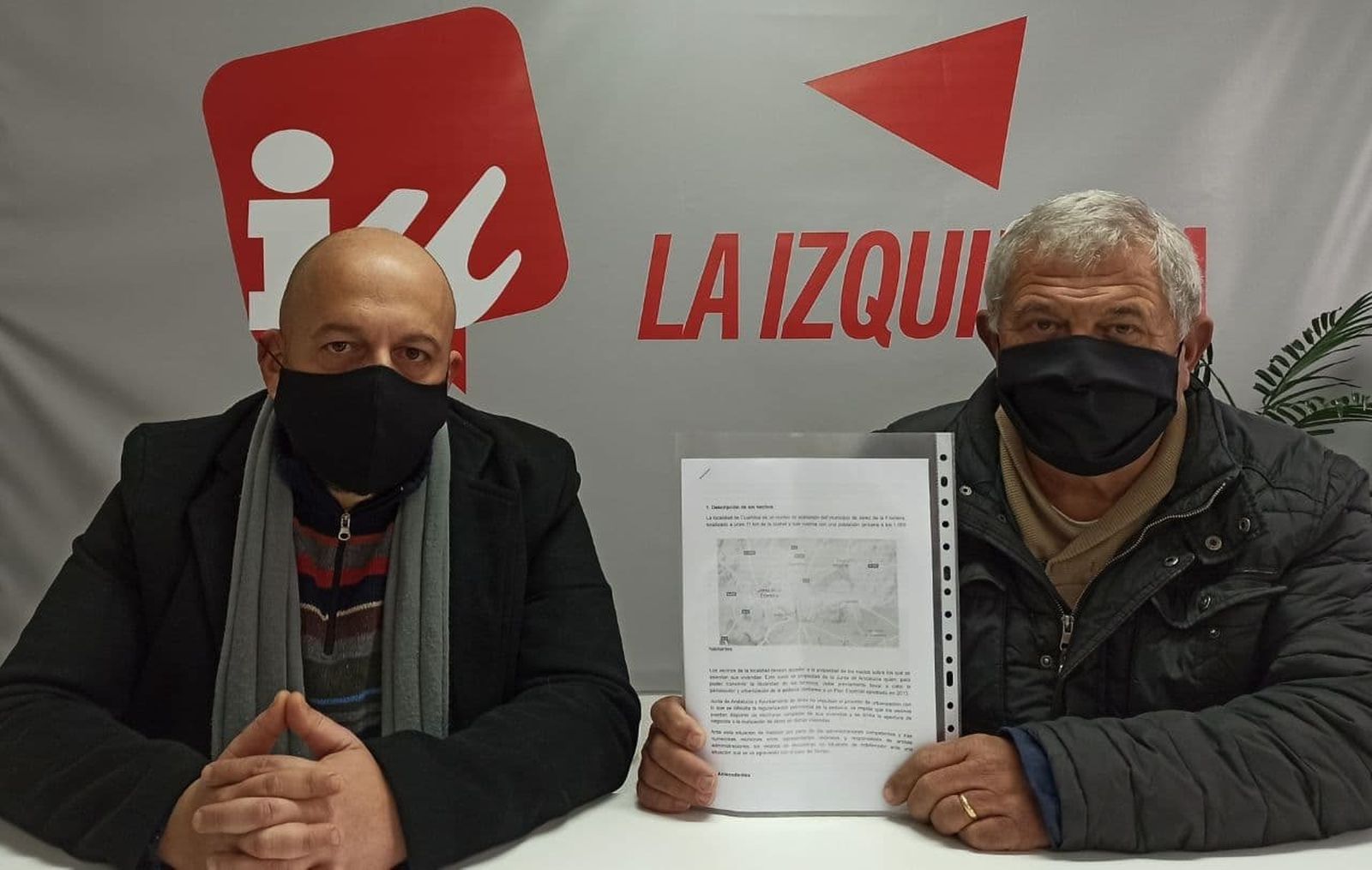 Raúl Ruiz- Berdejo y José Barriga, delegado de Alcaldía de Cuartillos.