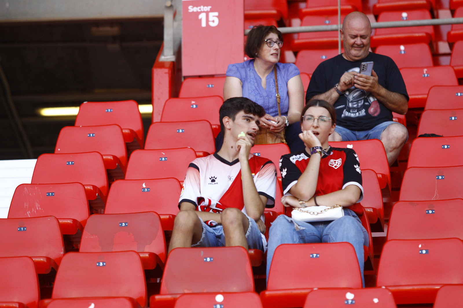 Imágenes del partido U.D. Almería-Rayo Vallecano