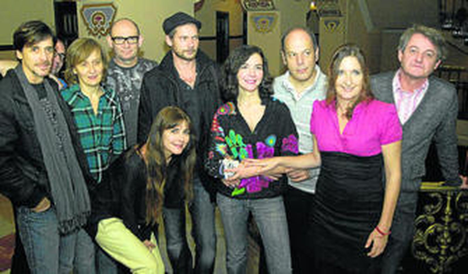 El equipo de la obra, que representará el texto en el Lope de Vega desde hoy hasta el domingo.