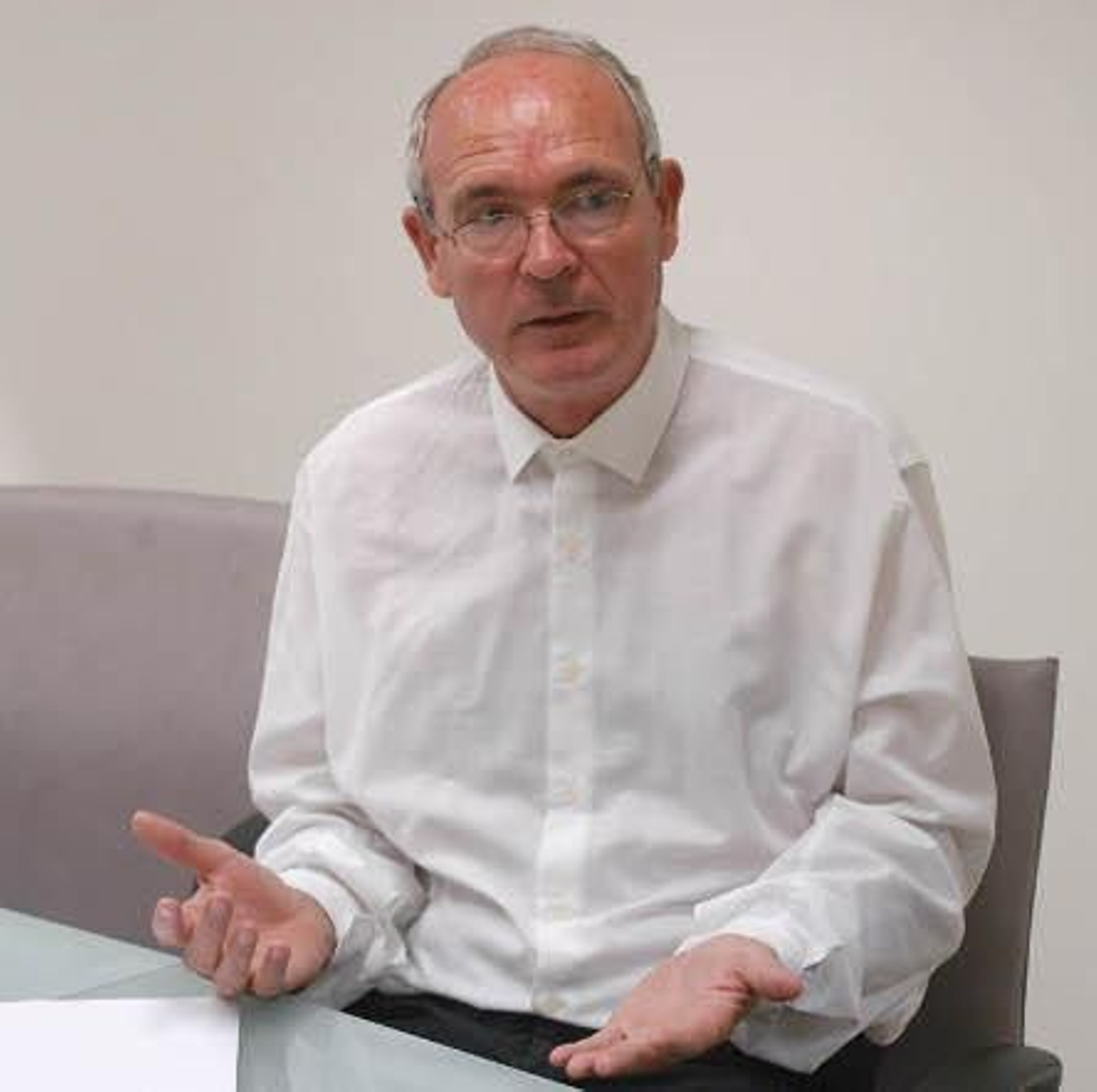 "La izquierda sigue viendo como tabúes las palabras empresa y riqueza"