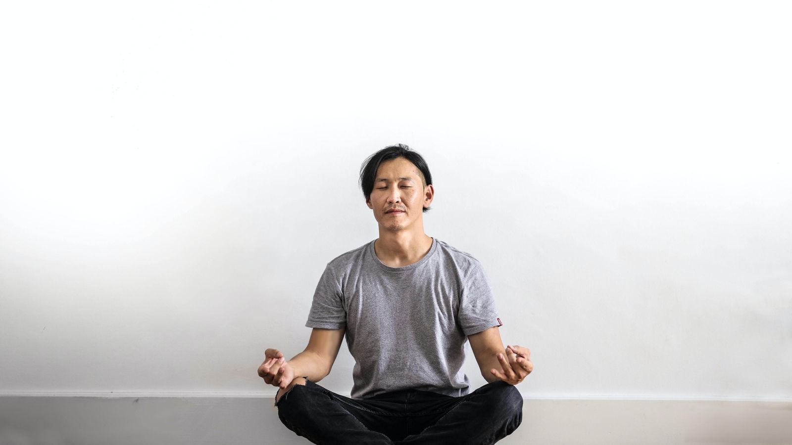 La meditación Vipassana consiste en focalizar la atención en diferentes partes del cuerpo.