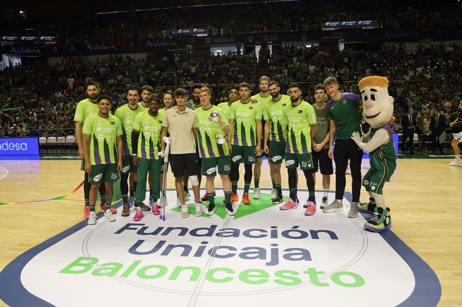 La fiesta por la Copa Intercontinental en el Carpena