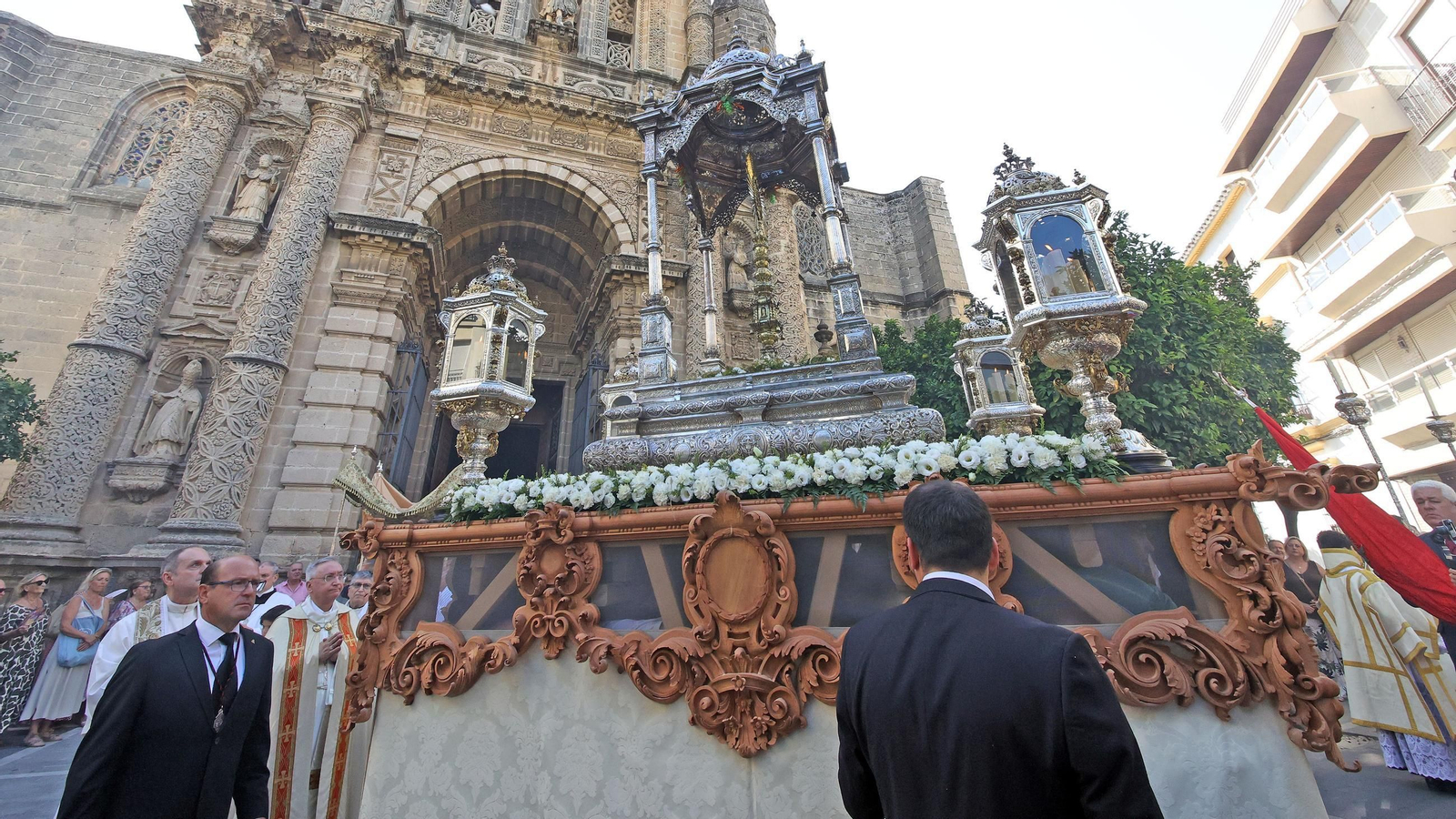 Salida del Corpus de Minerva de San Miguel en Jerez